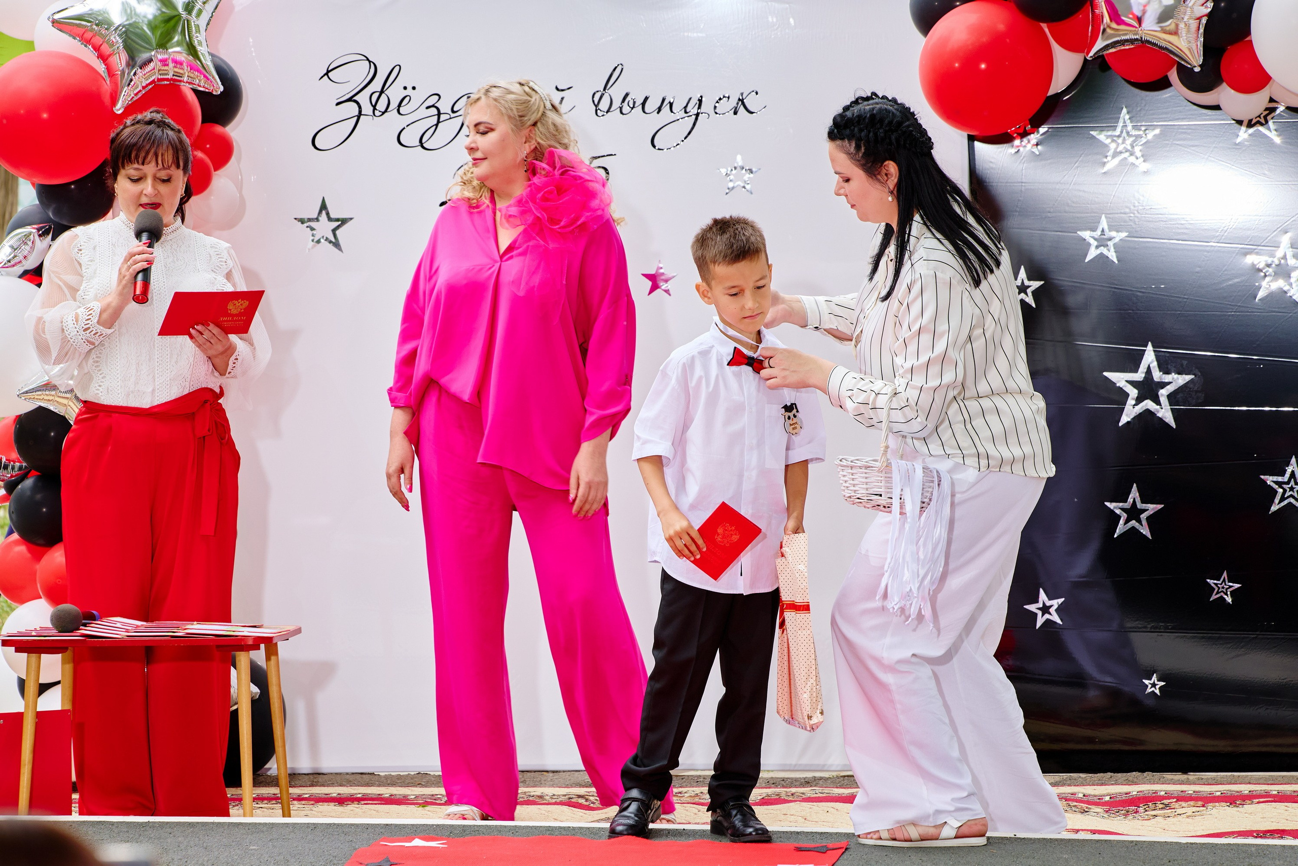 Выпускной 45 сад. Фотограф Выпускные альбомы Таганрог Сергей Коробченко