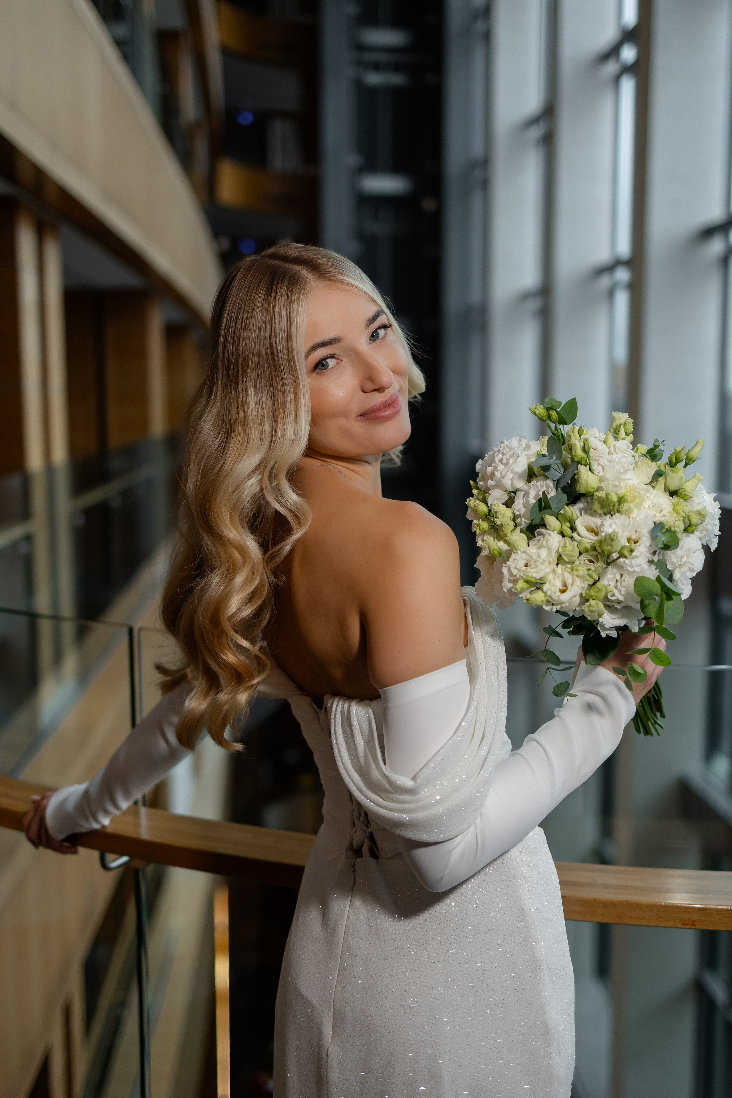 Свадебная фотосессия в отеле Марриот в Минске (Minsk Marriott Hotel). Свадебный фотограф в Минске/Беларуси Сергей Спиридонов