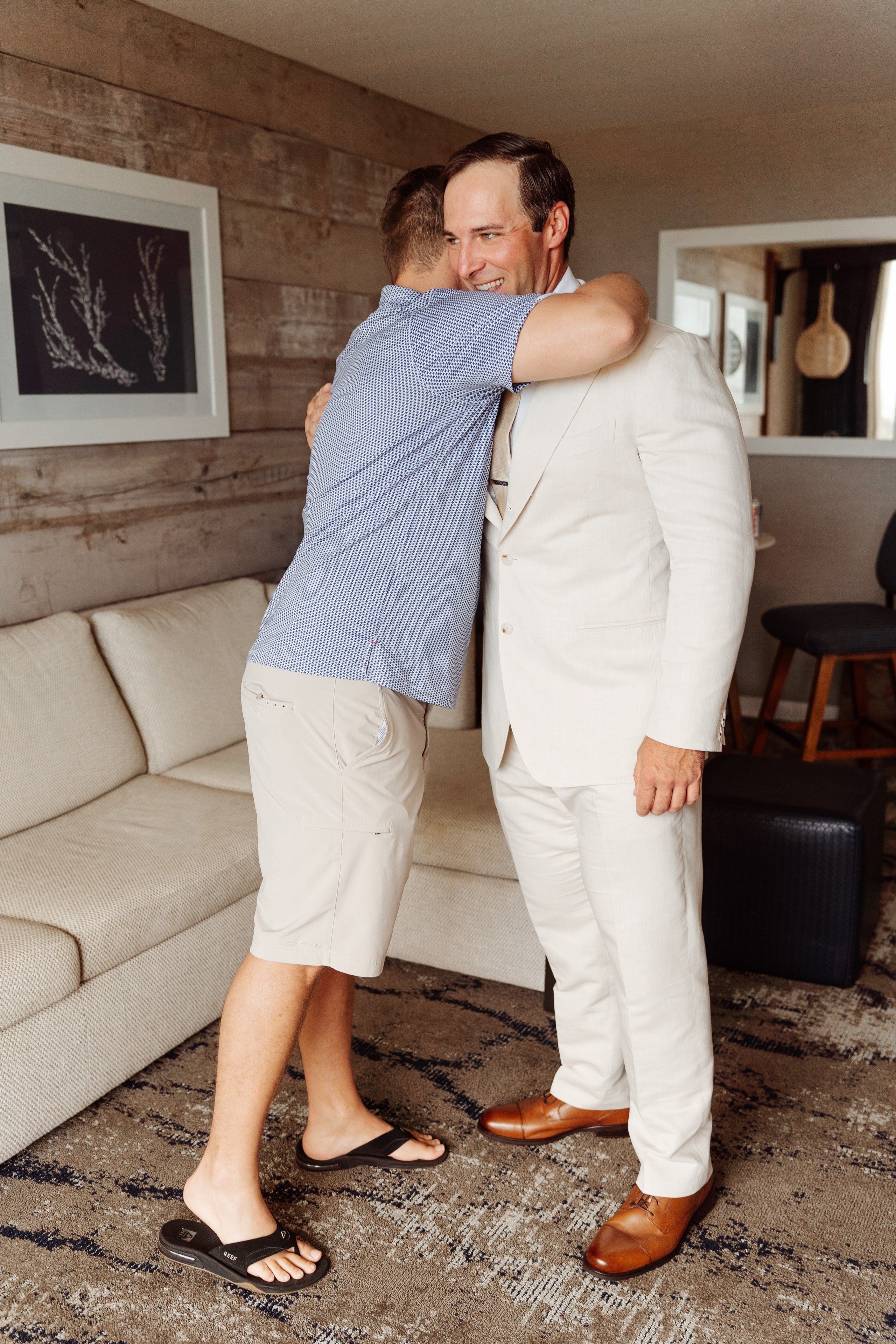 2025-08-16_BryanAmber. Ретушер Зенькевич Света