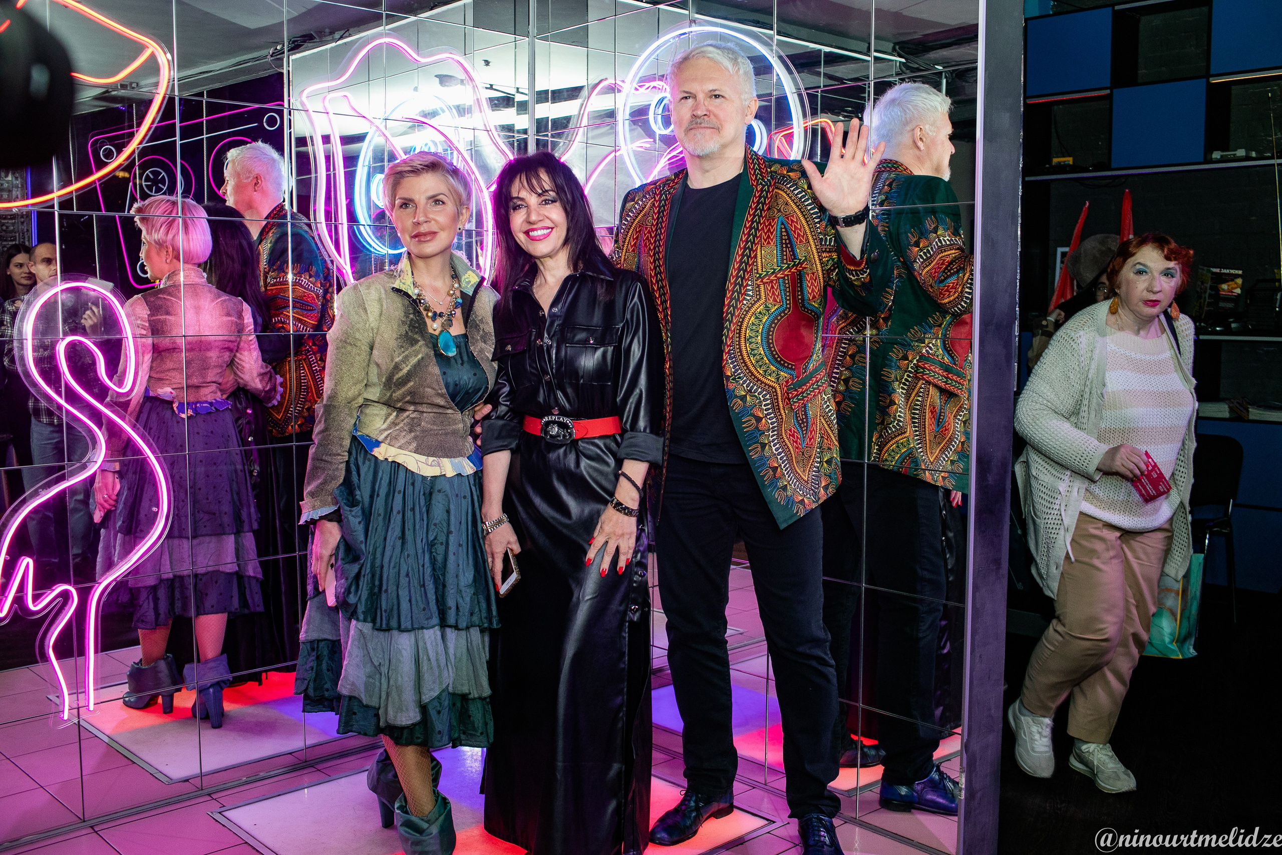 Презентация клипа Милы Романиди. Art photographer Nino