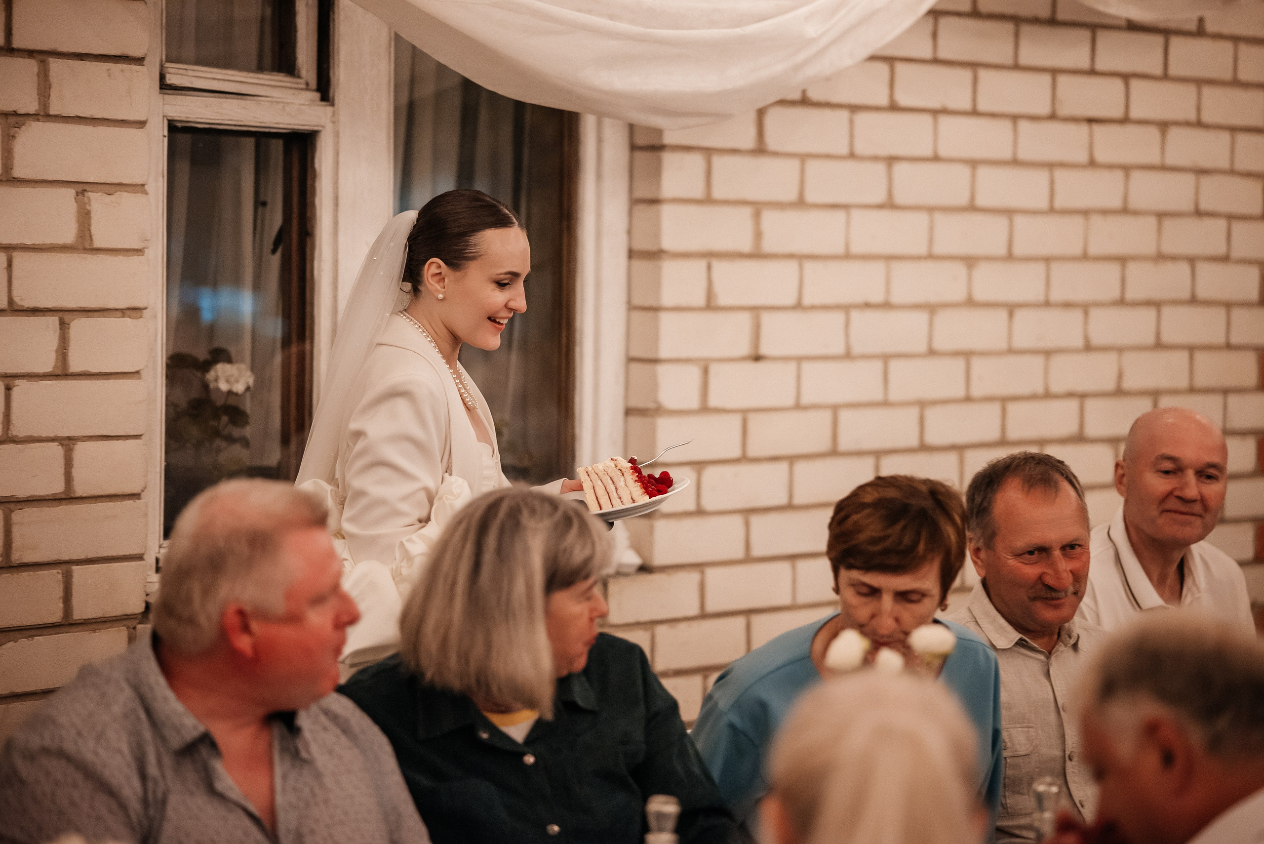 «Свадьба Даши и Артема». Школьный фотограф в Валуйках. Фотосессии для выпускников и изготовление выпускных альбомов в городе Валуйки и в Белгородской области