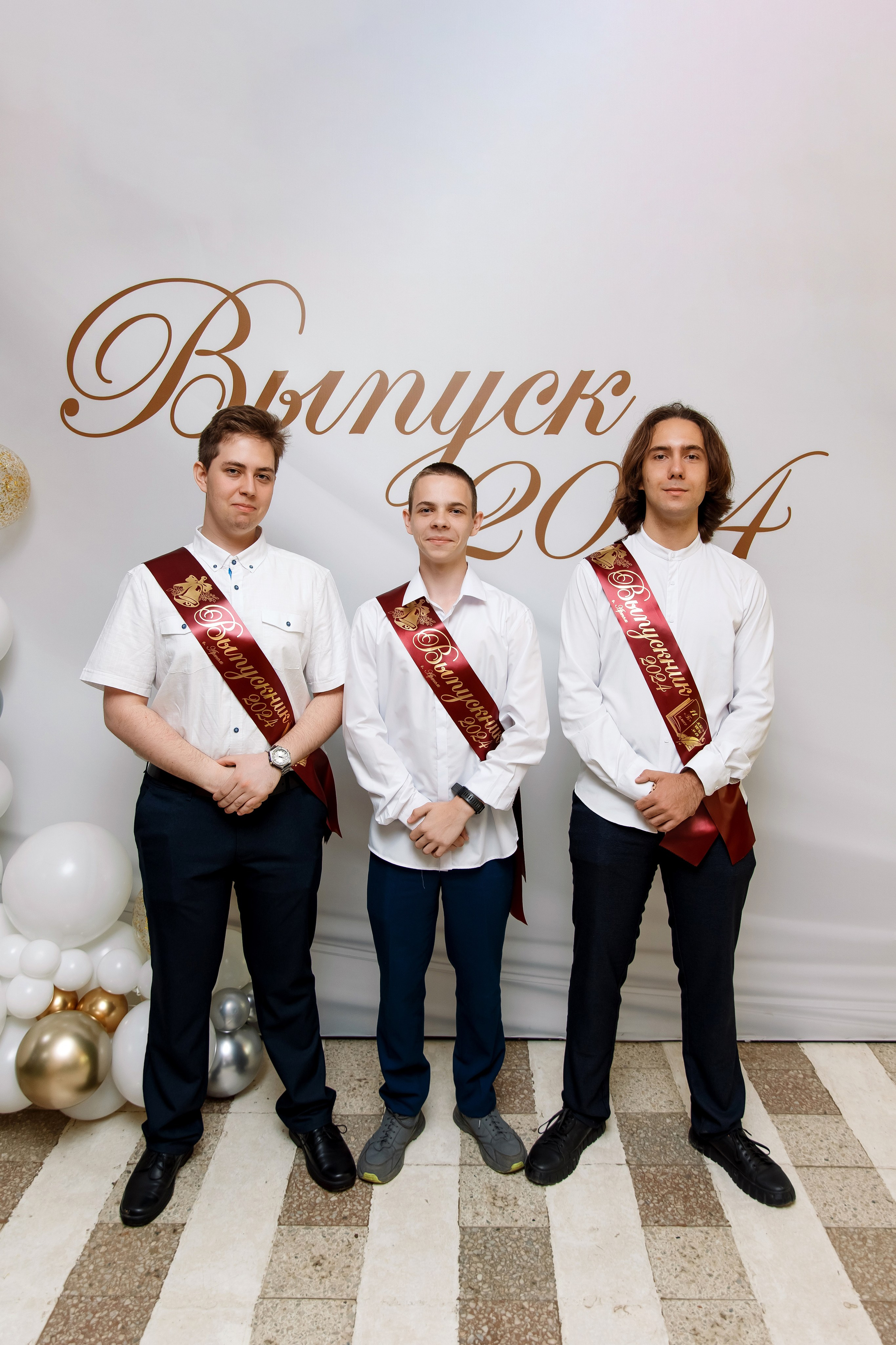 11 класс Последний звонок. Фотограф Любовь Корниенко, Примоский край