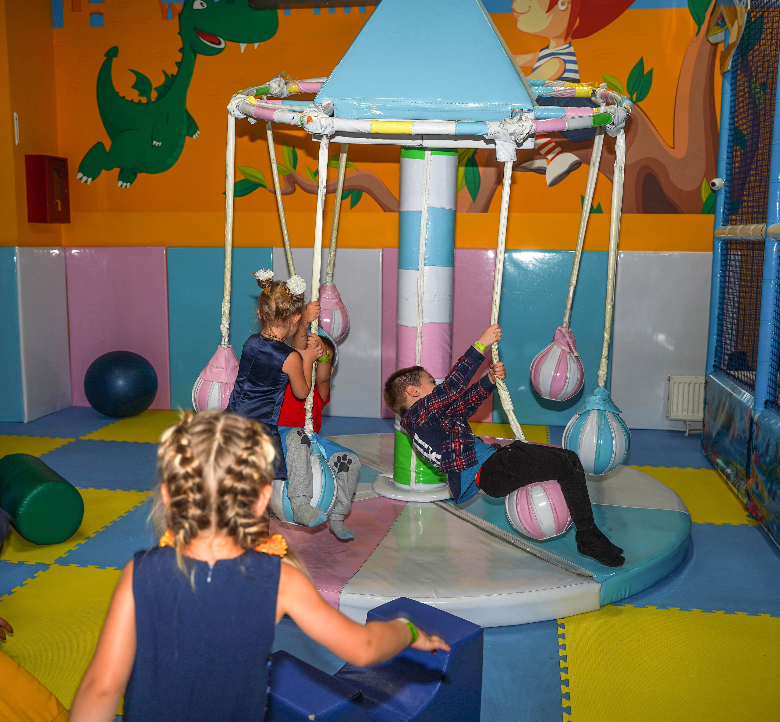 Детский Праздник. Ульяна Палама: Мир через призму фотокамеры