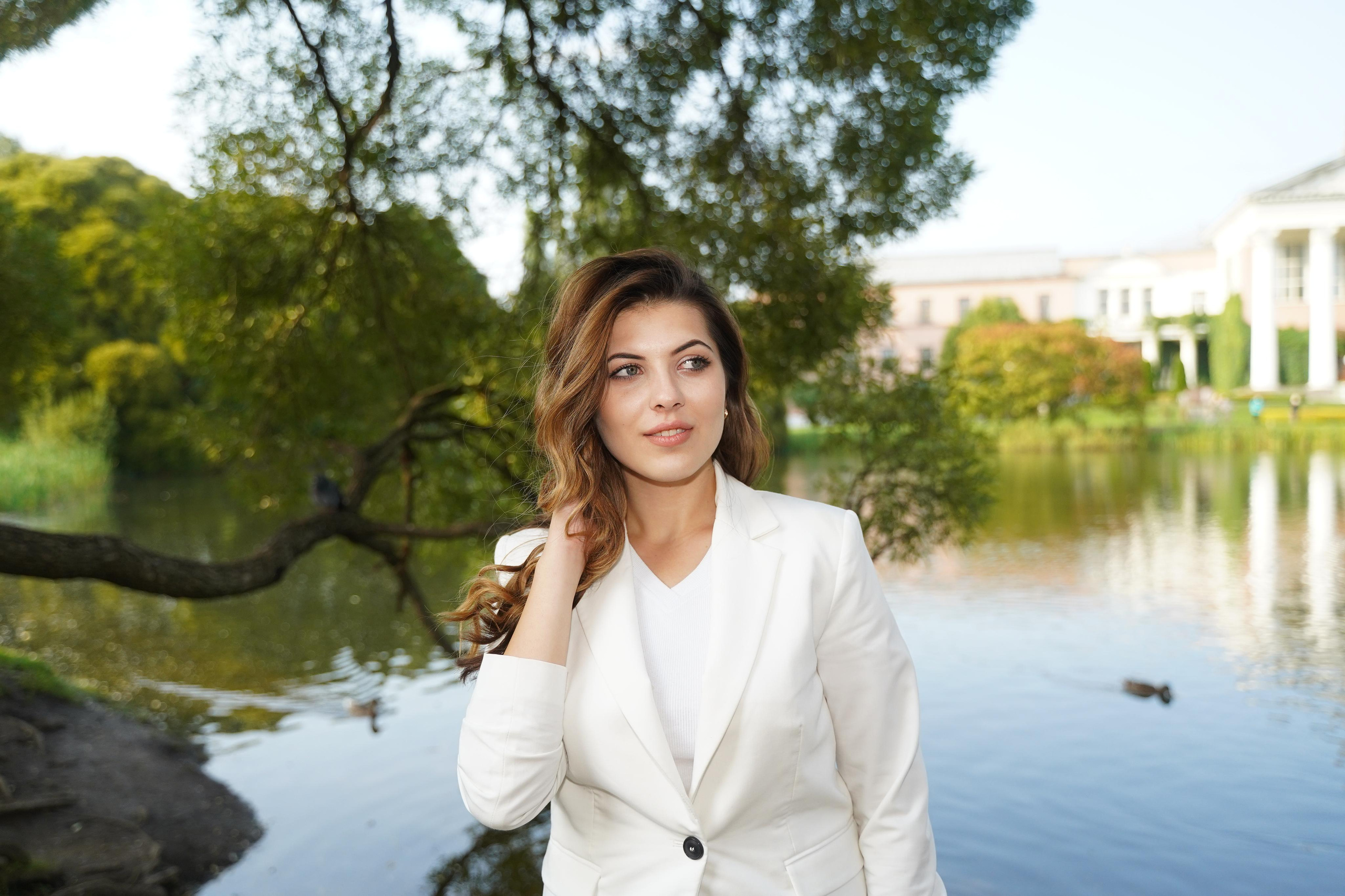 Анастасия (женщина в райском саду). Ульяна Палама: Мир через призму фотокамеры