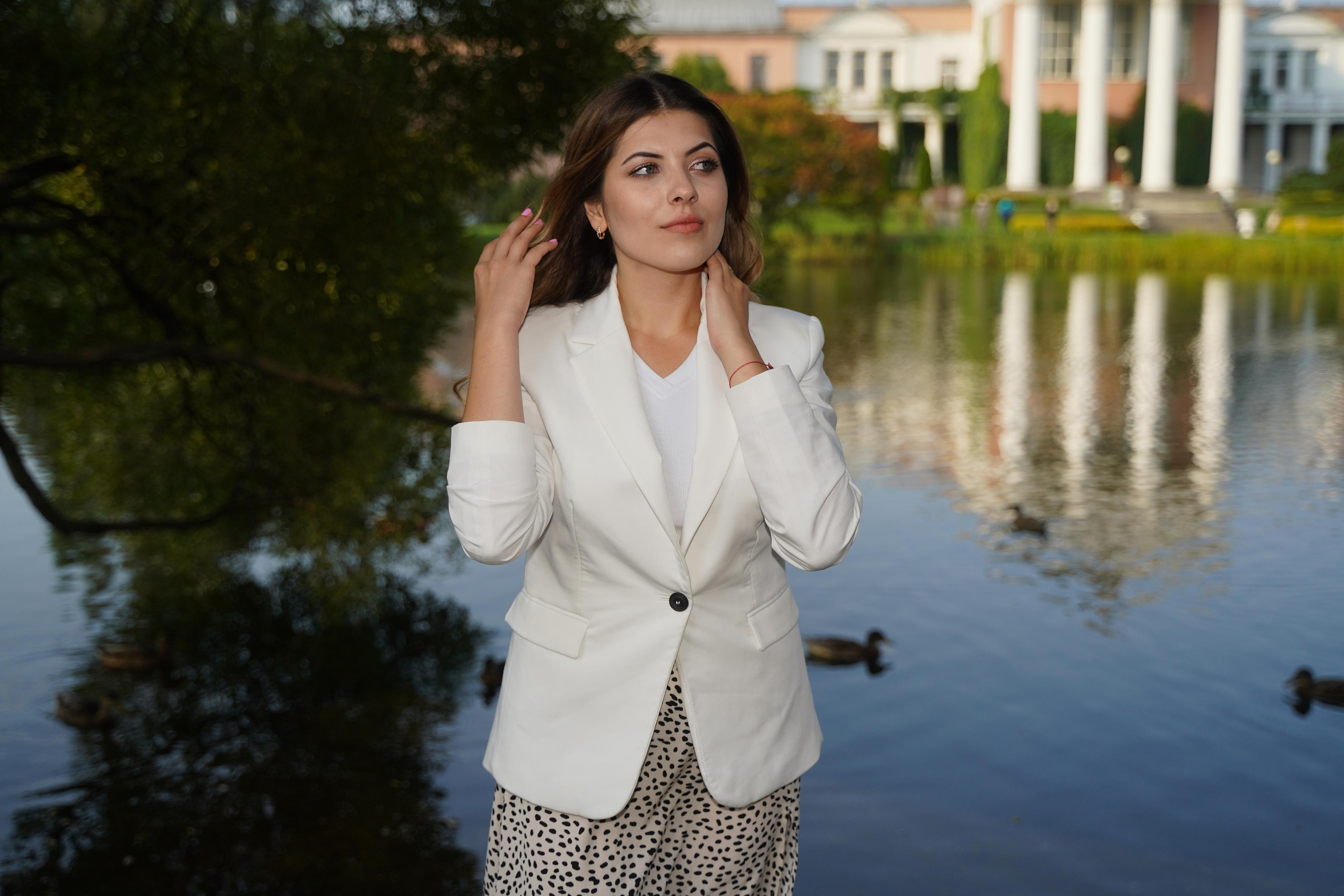 Анастасия (женщина в райском саду). Ульяна Палама: Мир через призму фотокамеры