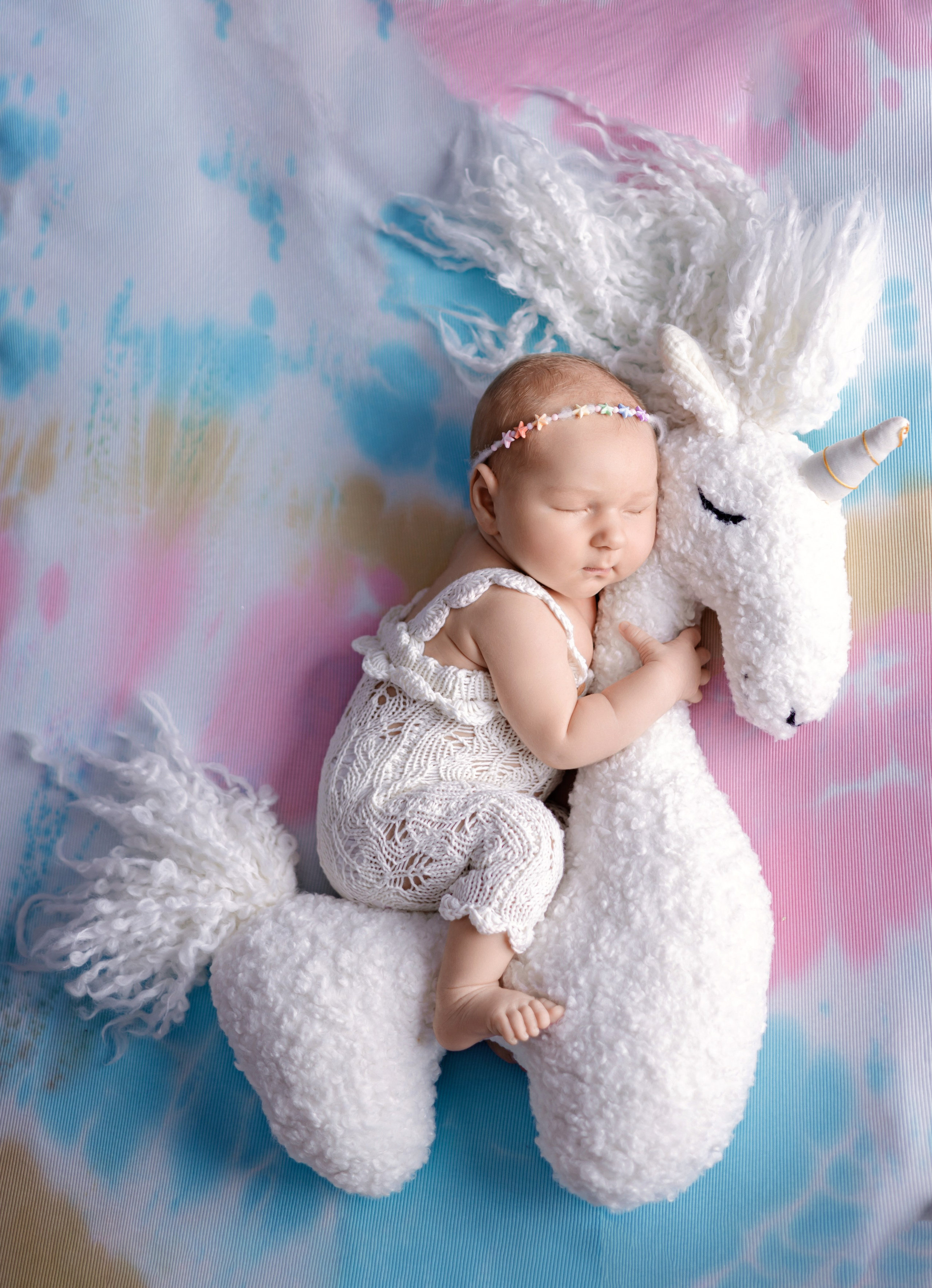 Виолетта. Евгения Горбунова фотограф новорожденных в Новом Уренгое