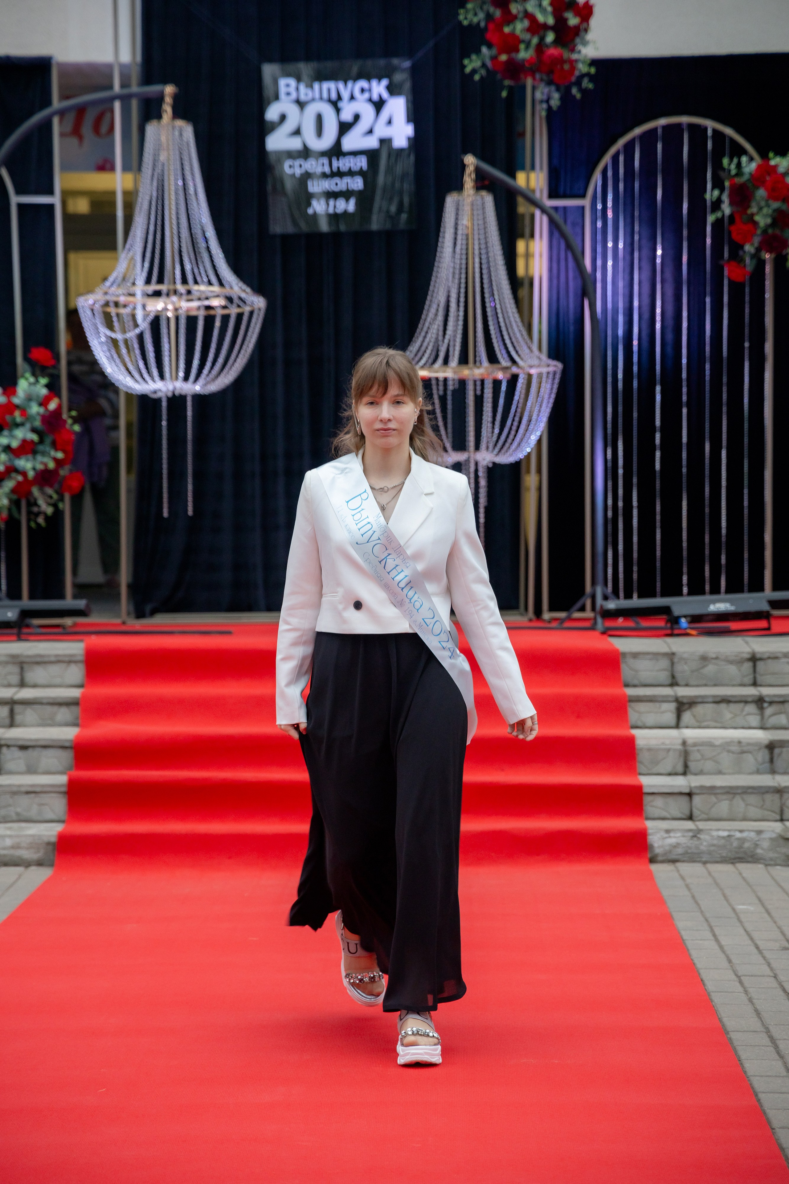 Школьный выпускной 2024 год в Соколе (Минск). Свадебный фотограф в Минске/Беларуси Сергей Спиридонов