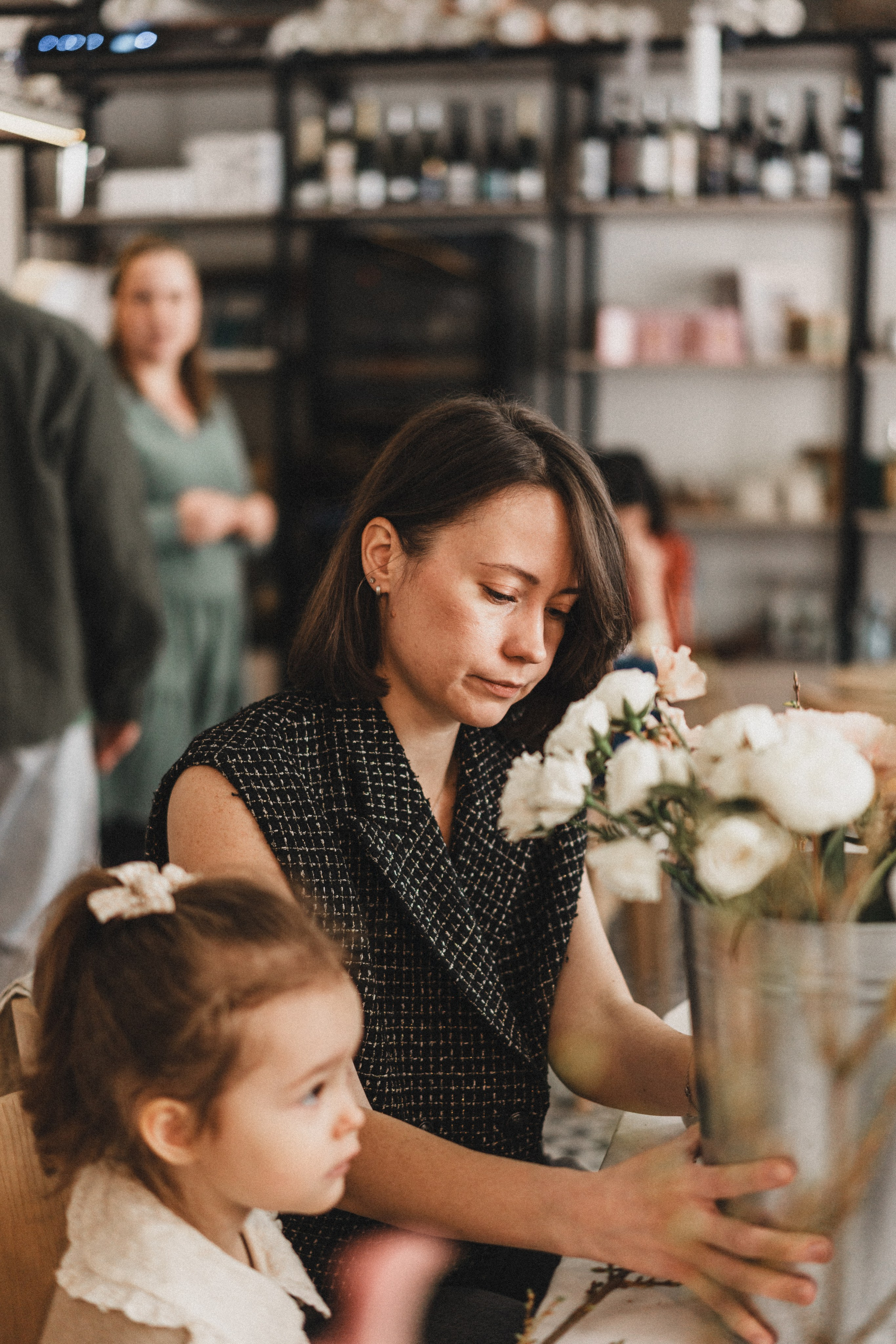 OCHEN' — цветочная встреча 14 февраля. Семейный и детский фотограф и видеограф в Москве, Серпухове и Тарусе Валерия Сорокина