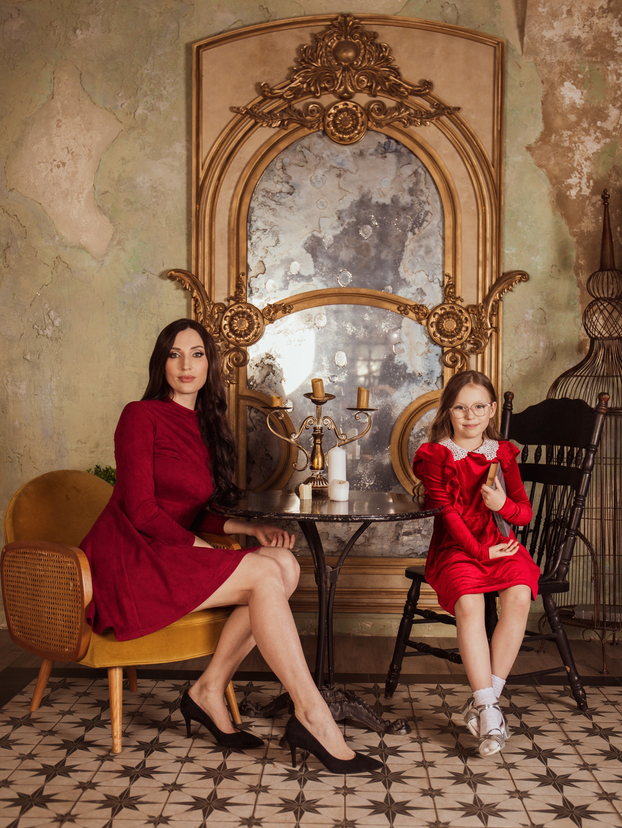 Мама с дочкой, новогодняя сьемка. Свадебный и семейный фотограф в Москве Мила Широких