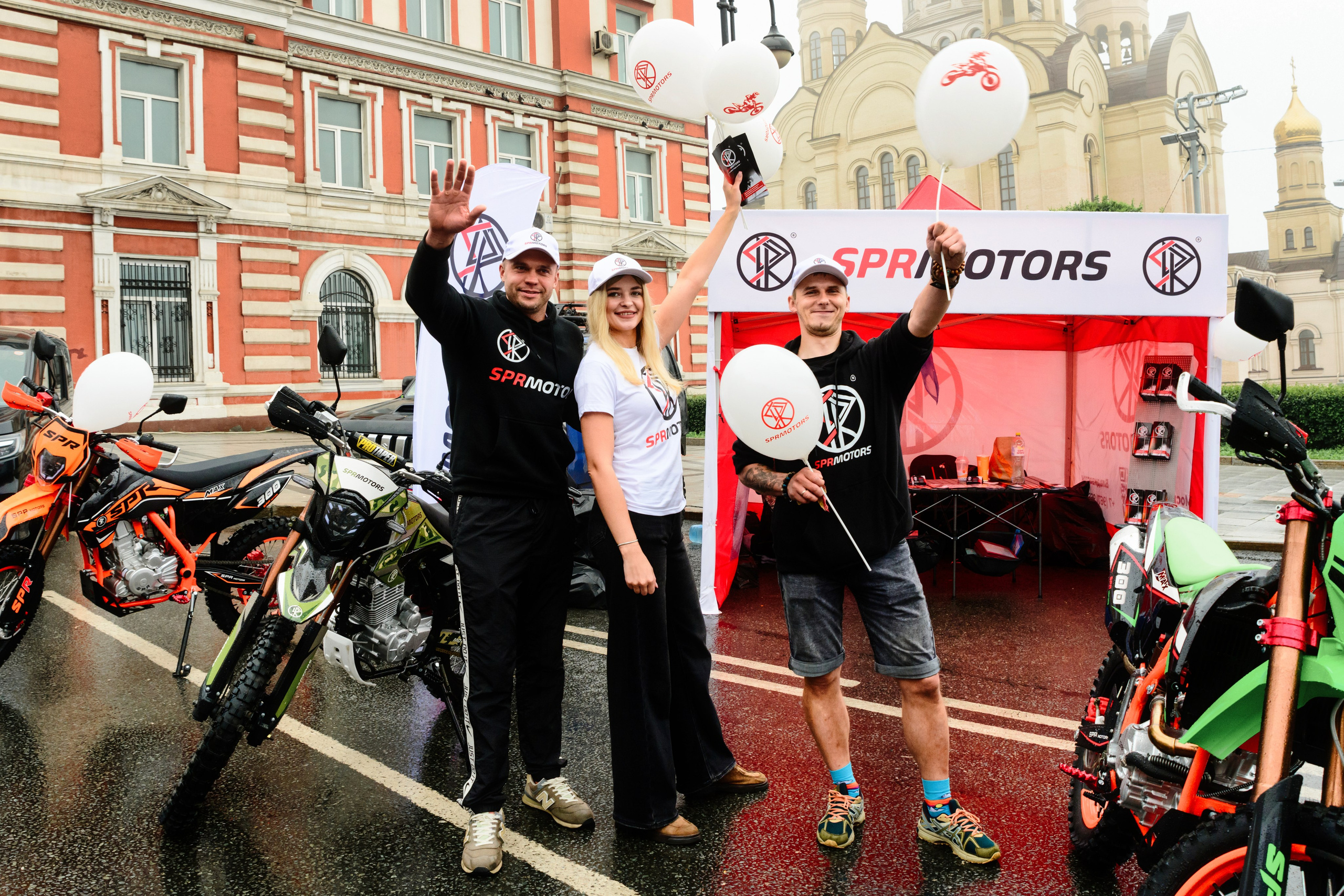 Автосалон 2026 SPR Motors. Репортажный фотограф во Владивостоке Таня Терехина
