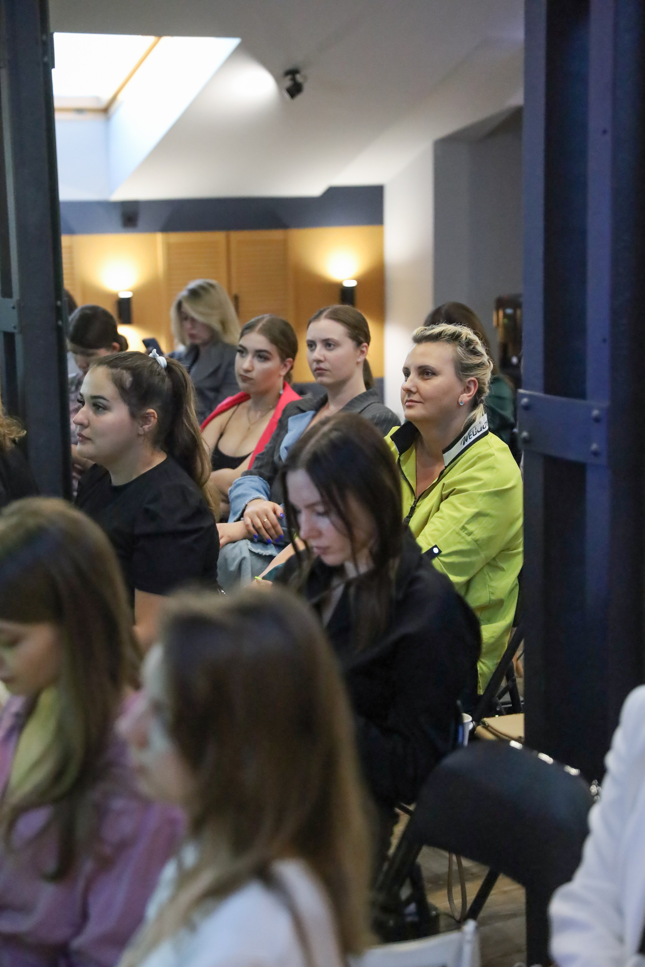 ТРАНСФОРМАЦИОННОЕ ШОУ АННЫ НОВИКОВОЙ 2023. Фотограф мероприятий Ирина Каширина