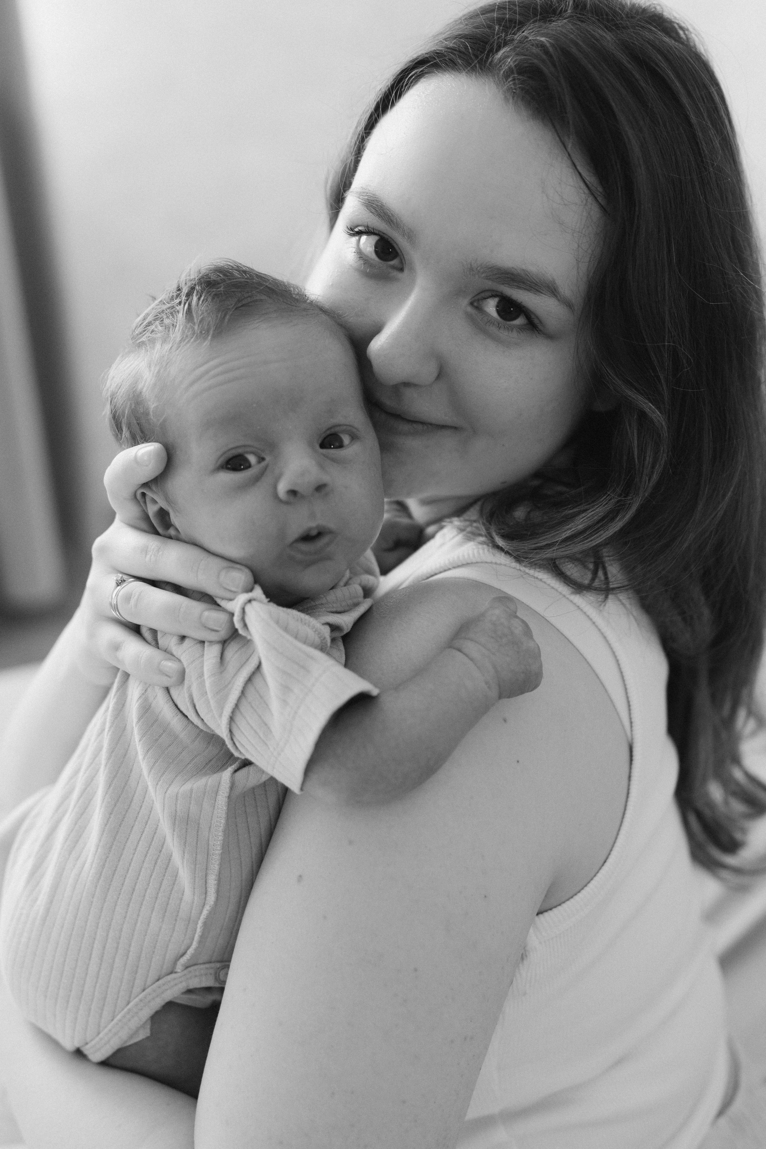 Тимофей в кругу семьи. Семейный, ньюборн фотограф, фотограф на роды в Москве, Виктория Тюльдюкова