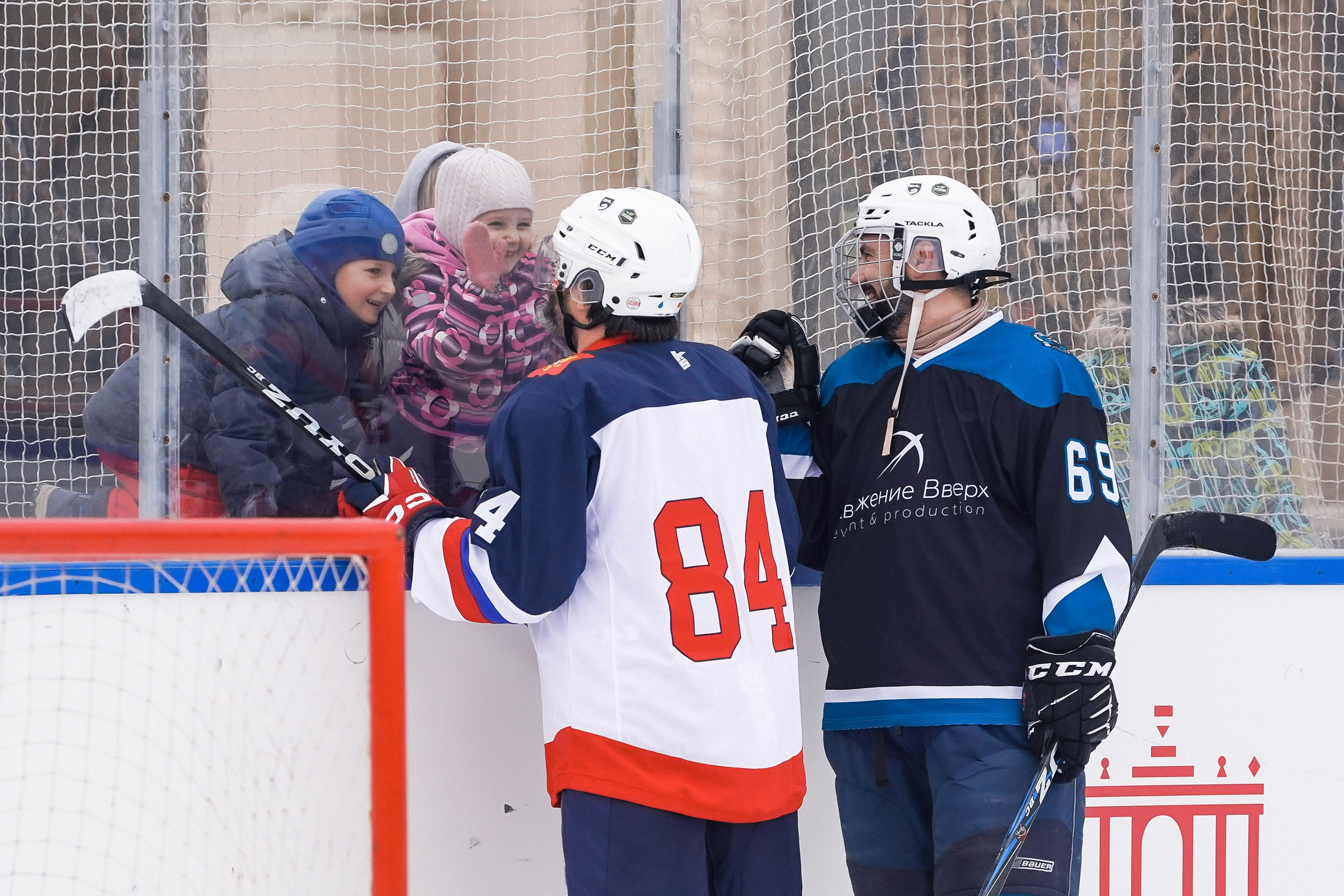 Хоккейный матч на ВДНХ. Анна, фотограф Москва, Зеленоград