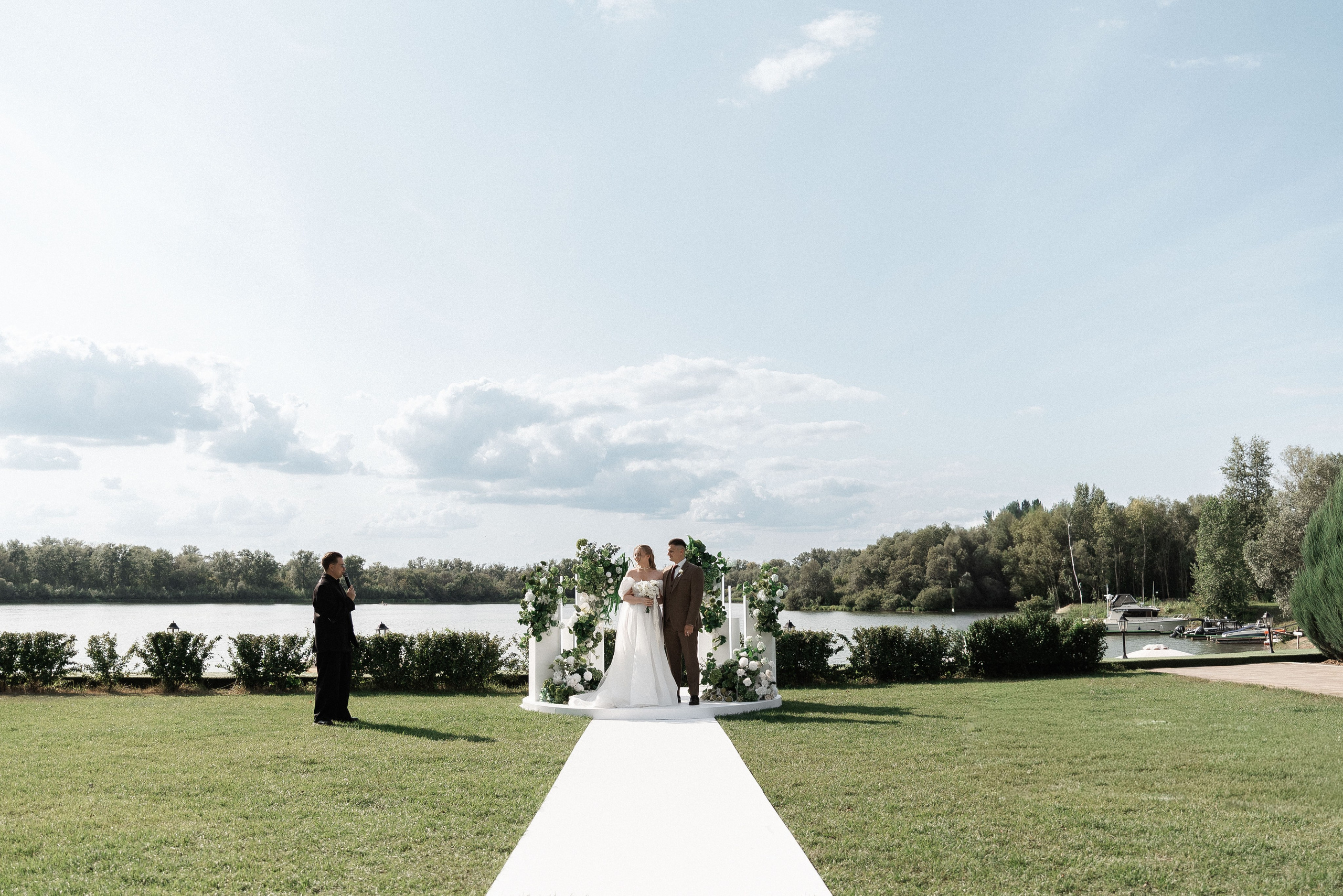 Артем и Ульяна. Свадебный фотограф Евгения Наумовец