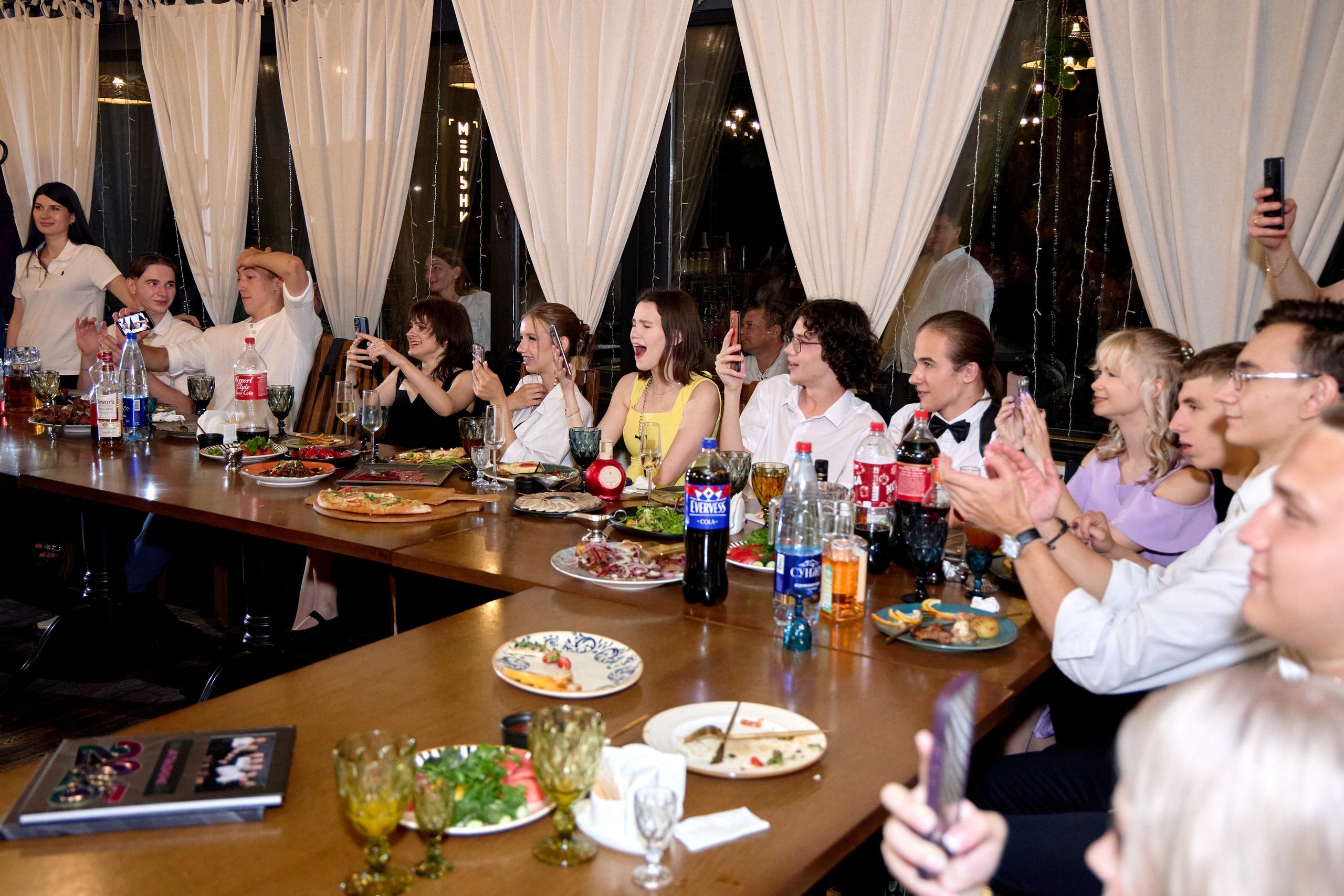 Выпускной 35 Сош. Фотограф Выпускные альбомы Таганрог Сергей Коробченко