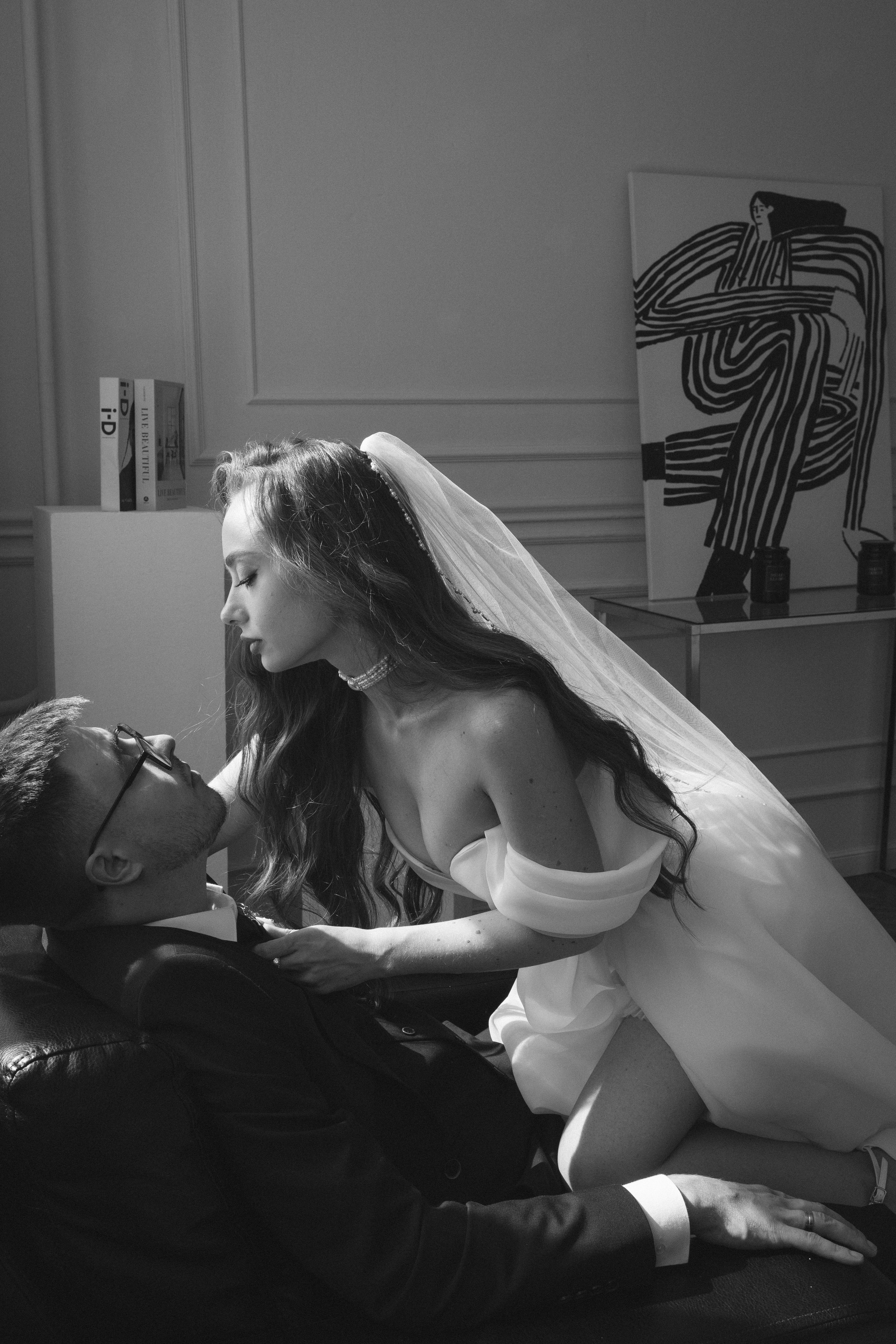 Чувственные кадры в фотостудии