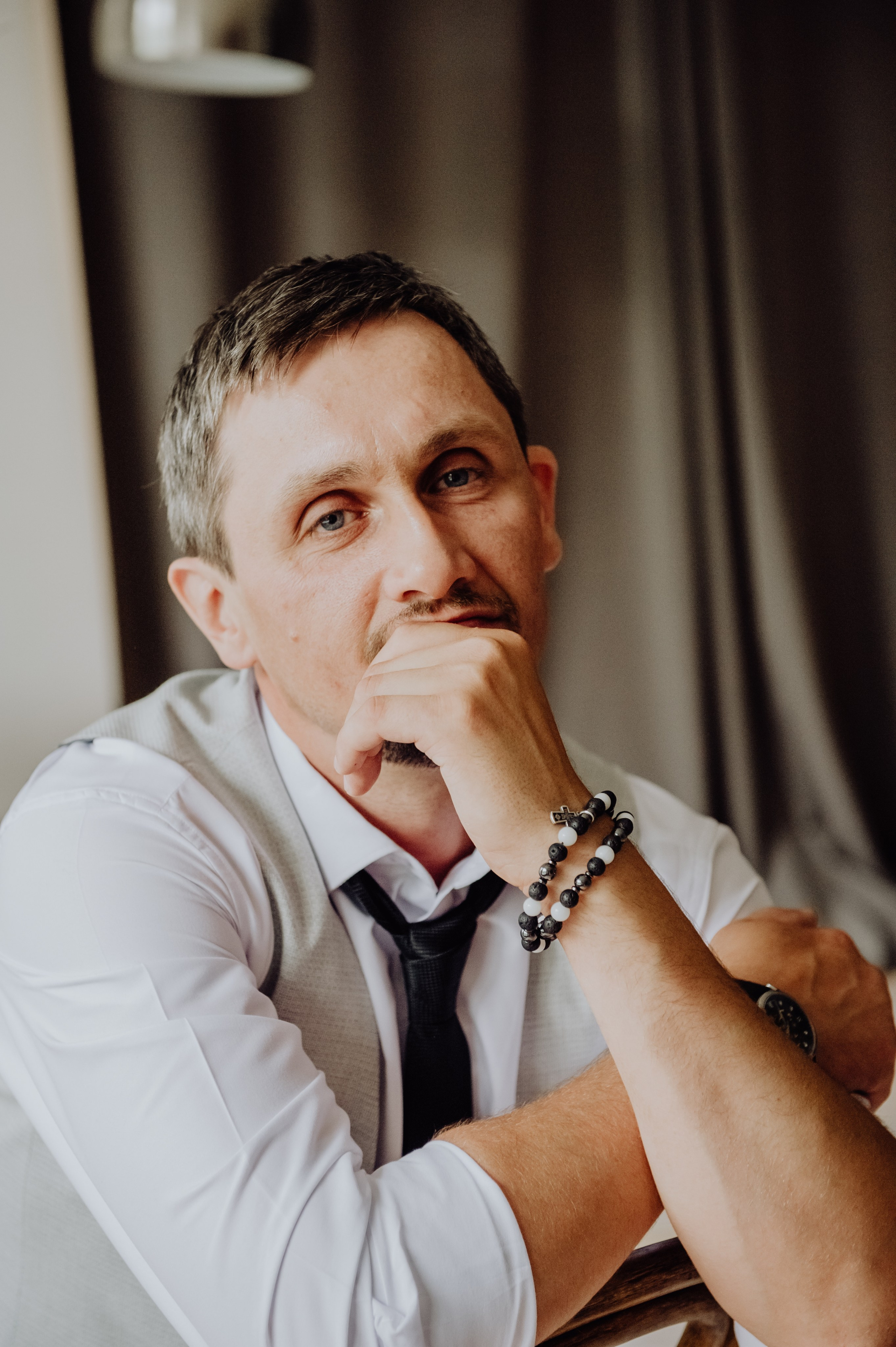 Саша и Женя. Семейный и женский фотограф, контент фотосессия в Екатеринбурге