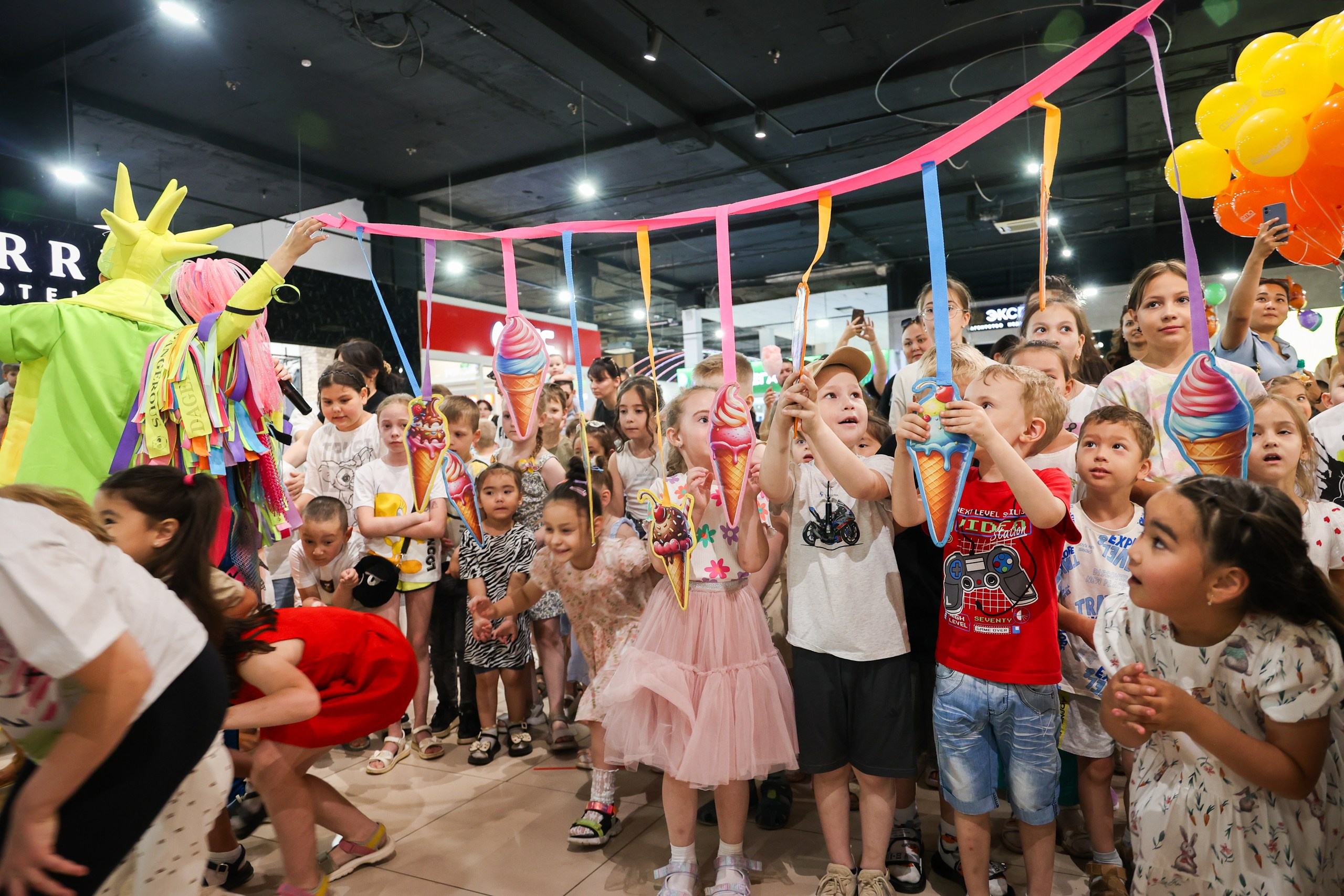 ТРК «Три Кота» — Фестиваль «Путешествие в лето». Flint — photographer