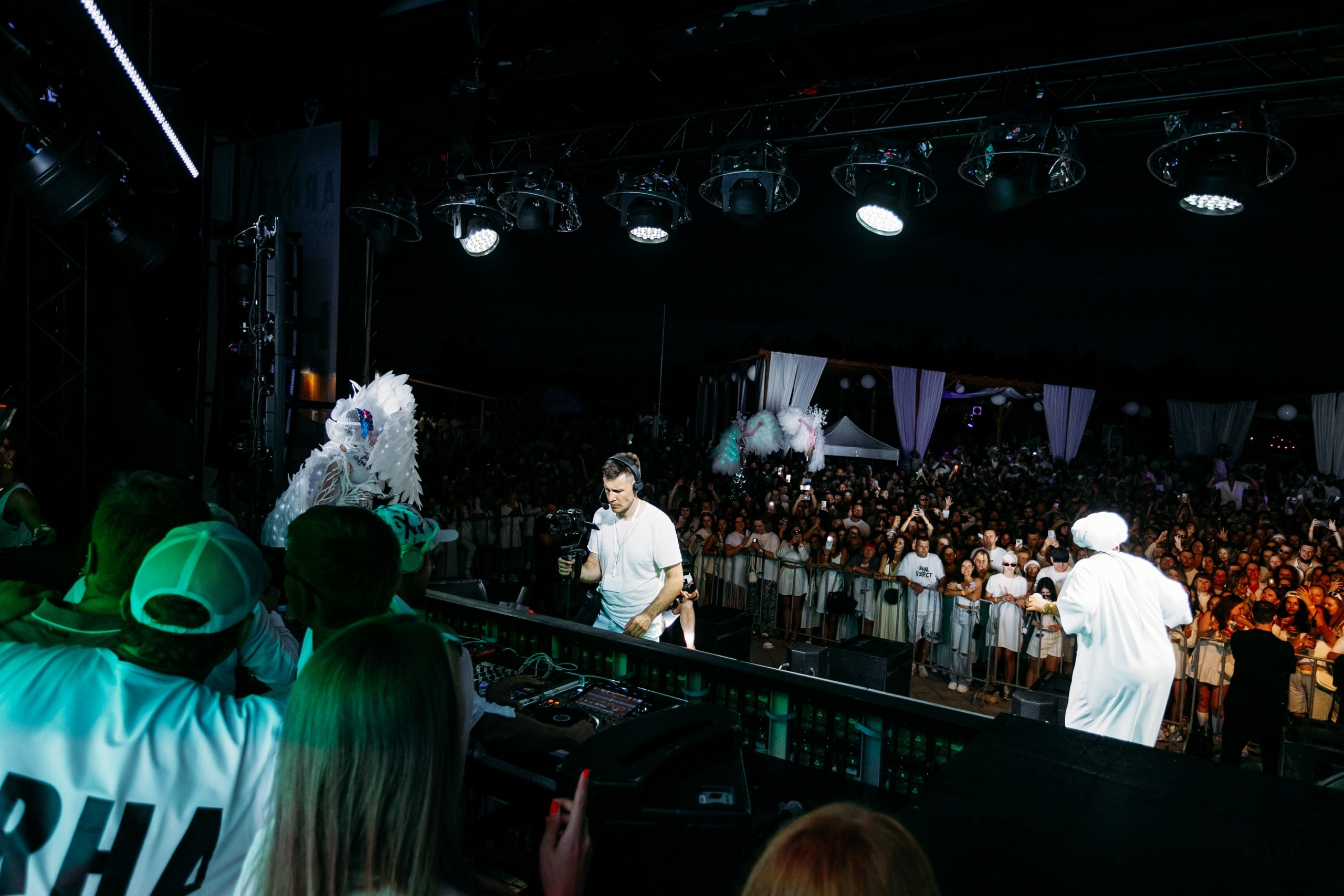 White Party @ Бархат парк. Репортажный фотограф Максим Полянский. Москва, Санкт-Петербург, Красноярск