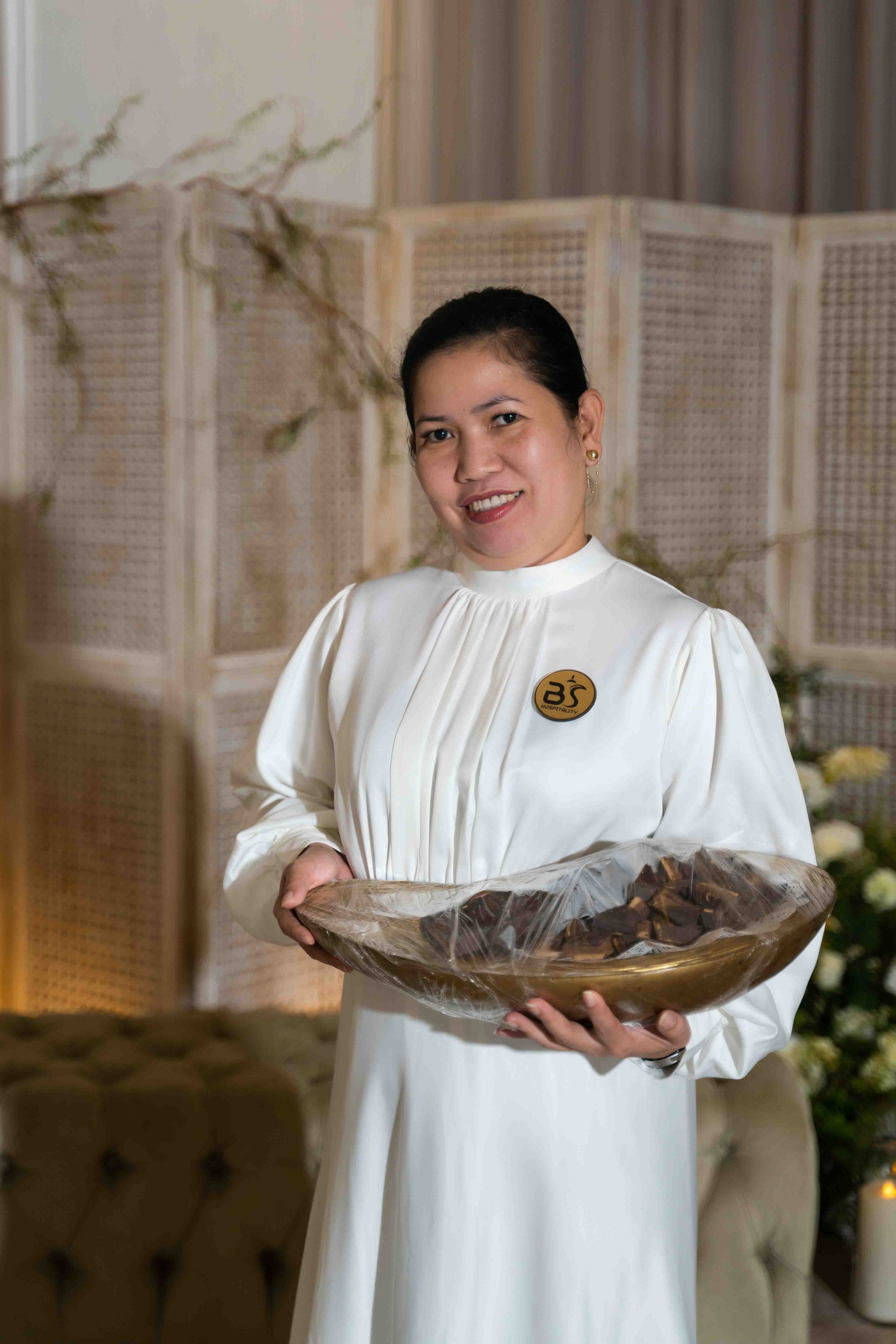 Арабская скромная помолвка дома (приватность на женские лица). Фотограф и видеограф в Москве и Абу Даби Мария Кулагина