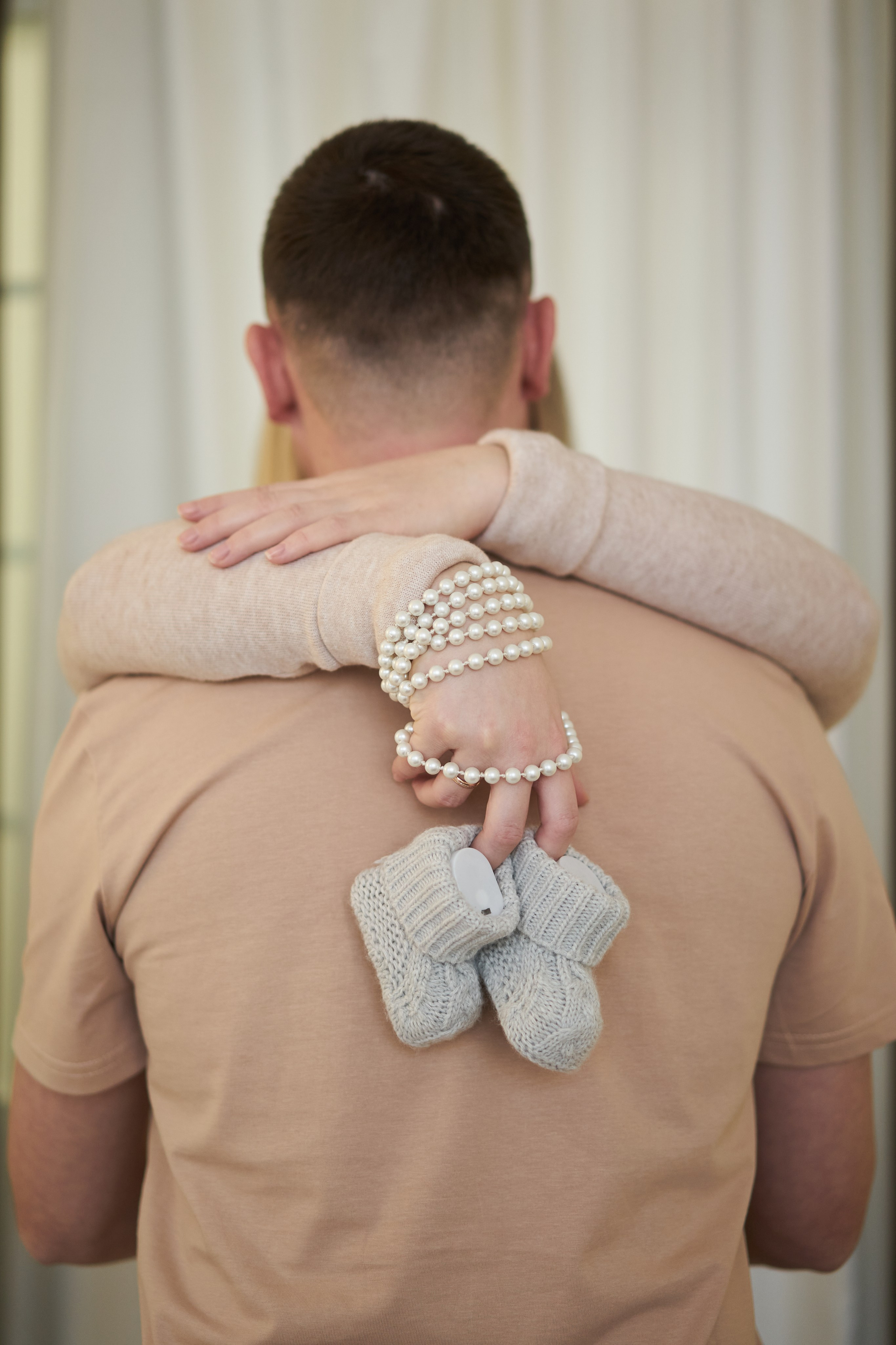 Семейная фотосессия беременность в студии. Фотограф Екатеринбург Кокшарова Александра