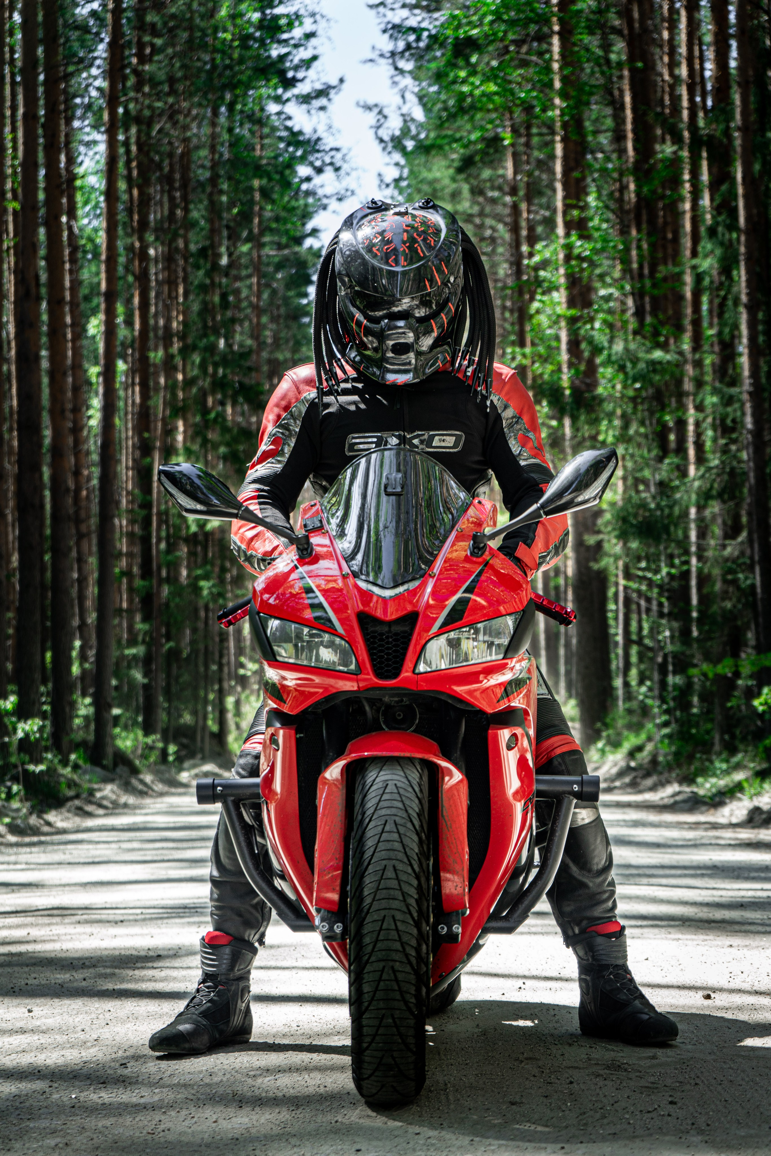 Мужская фотосессия на мотоцикле. Фотограф Екатеринбург Кокшарова Александра