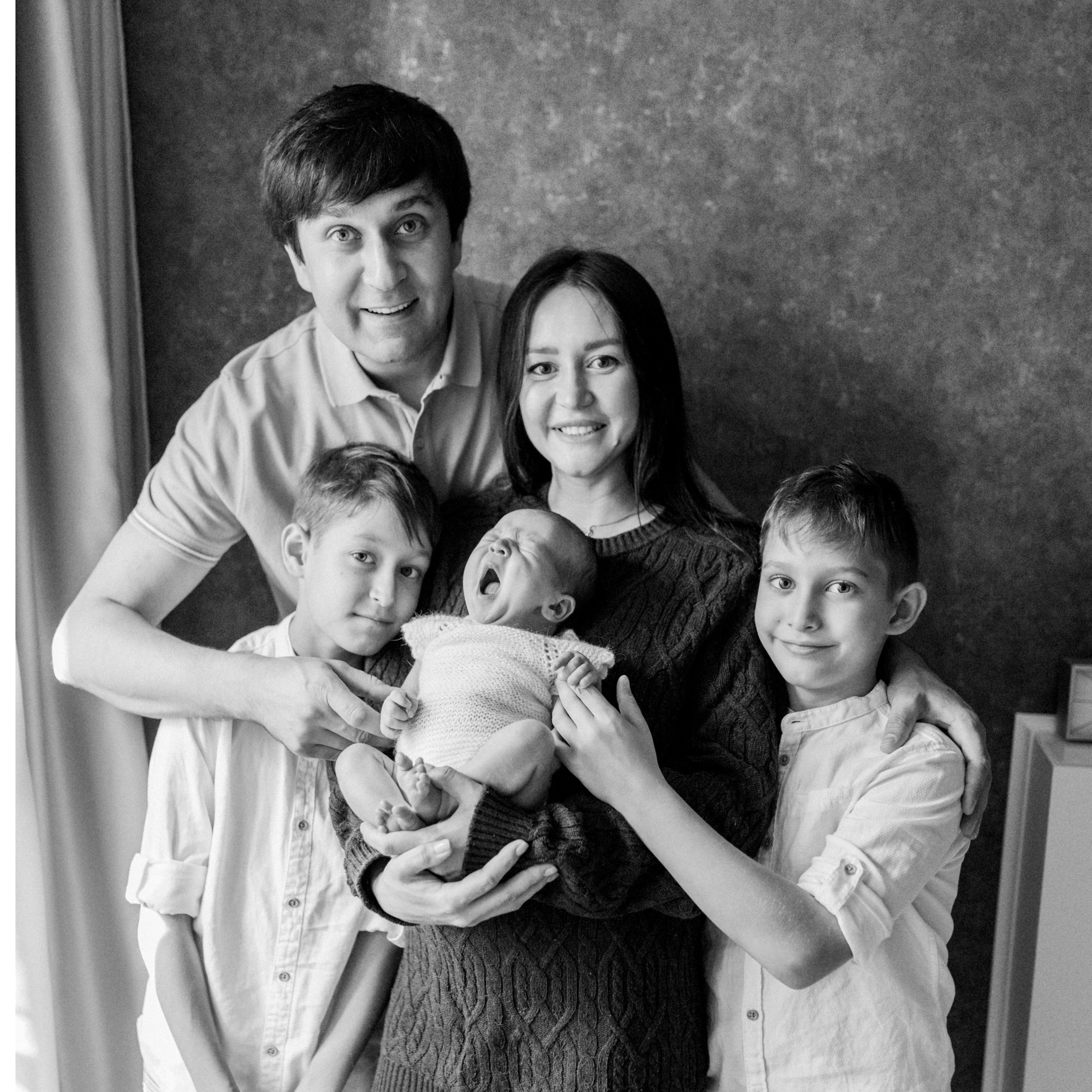 Семейная фотосессия с новорожденным. Лена Крутова. Фотограф в Москве