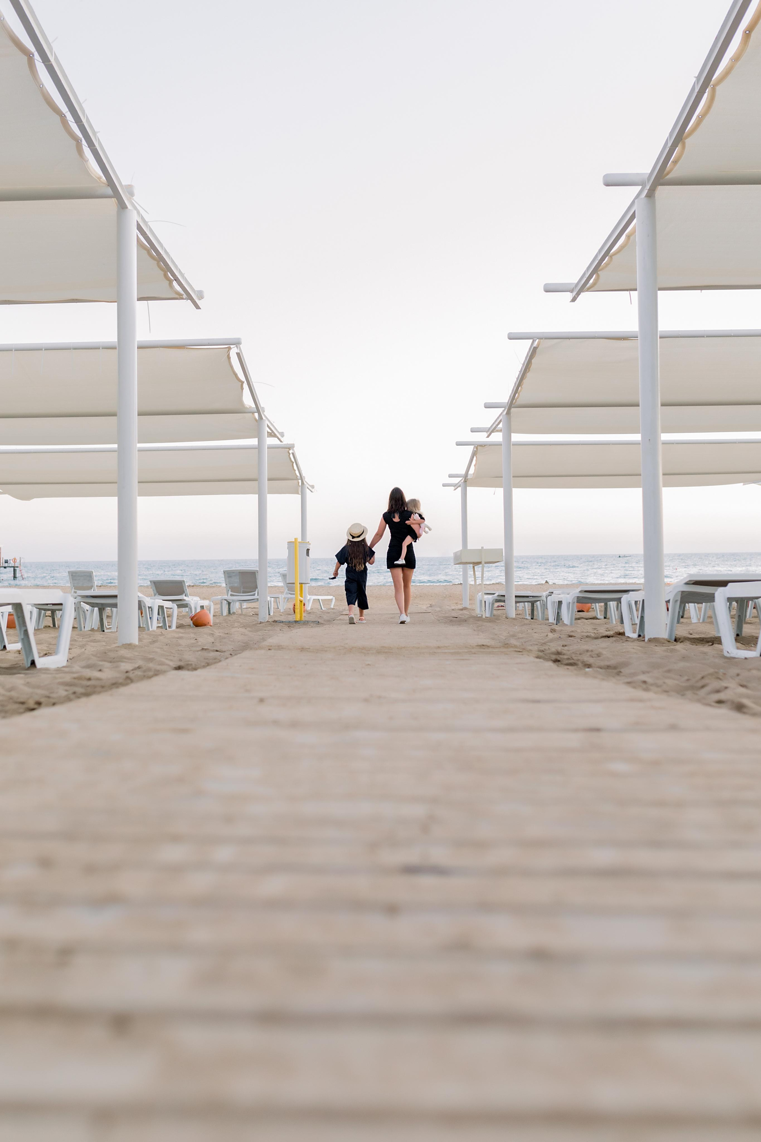 фотосессия мама и дочка идеи, фотосессия мама и дочка, образ для фотосессии мама и дочка, фотосессии мама дочка фото, фотосессия мама и две дочки, платья для фотосессии мама и дочка, фотосессия на природе мама дочка, семейная фотосессия мама и дочка, позы для фотосессии мама с дочкой, одежда для фотосессии мама и дочка, фотосессия мама и маленькая дочка, фотосессия в черном