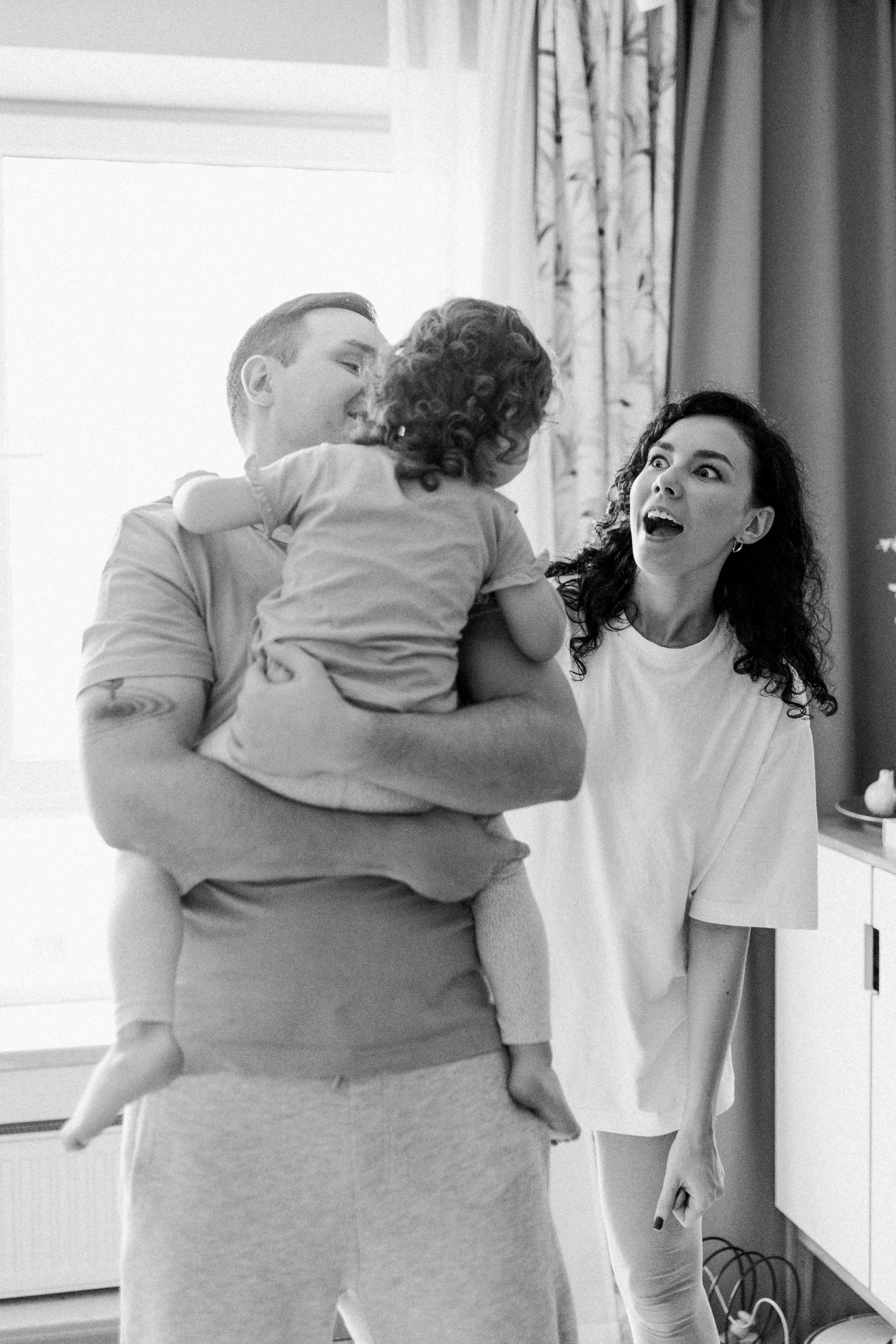 Семейная фотосессия Лизы, Максима и малышки Милы. Лена Крутова. Фотограф в Москве