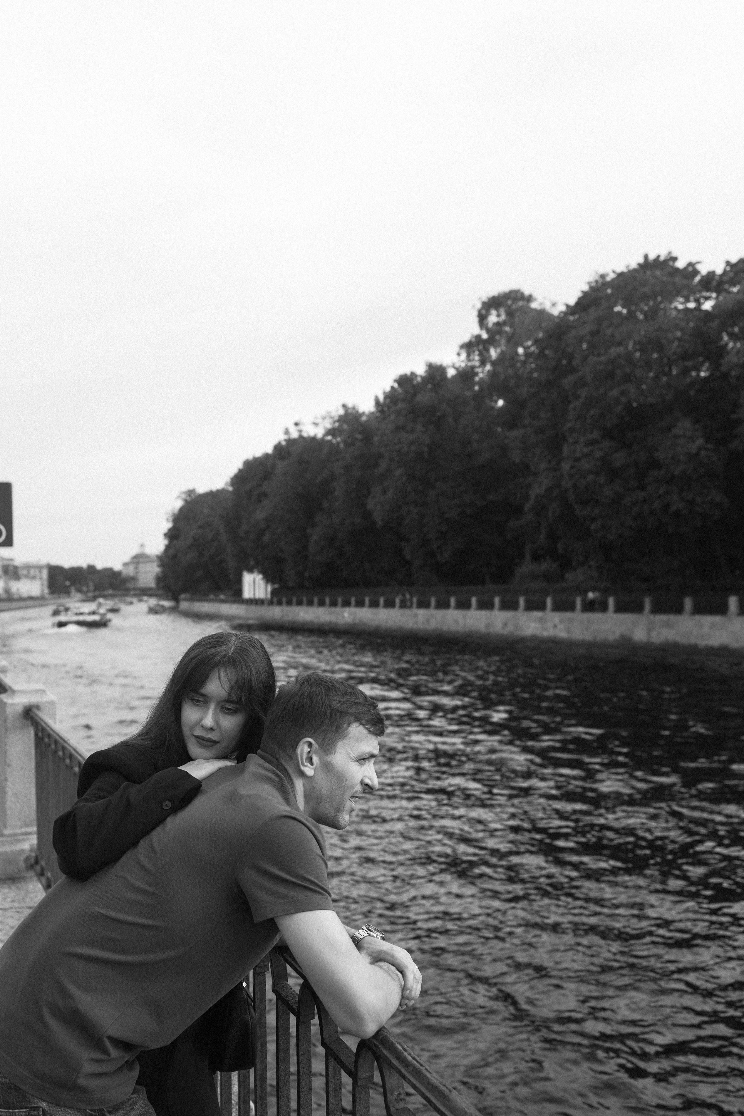 Любовь на улицах Питера. Портретный фотограф СПб, женский фотограф, минимализм и эстетика