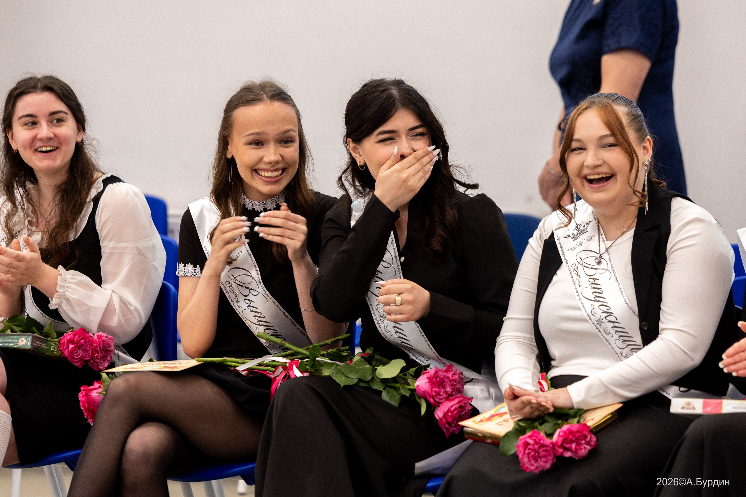 Последний звонок в школе. Эжва. Фотограф в Эжве. Сыктывкар