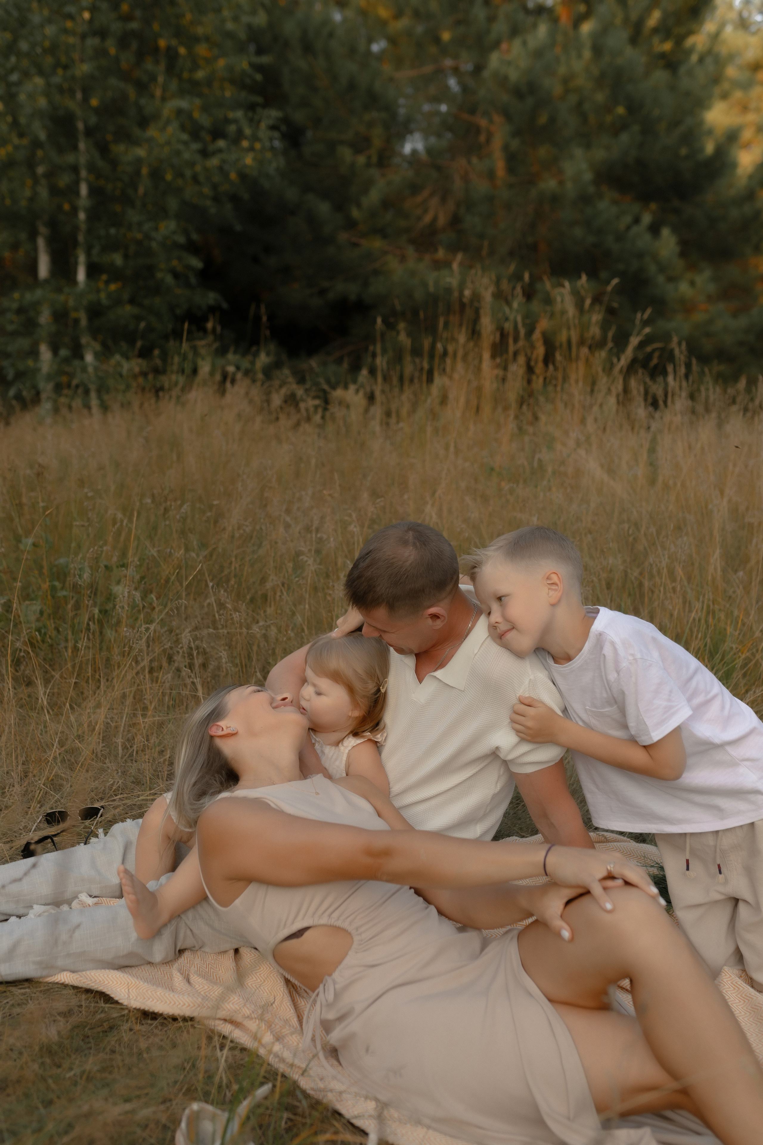 Алексей, Мария, Ваня и Варя. Фотограф Татьяна Семенова