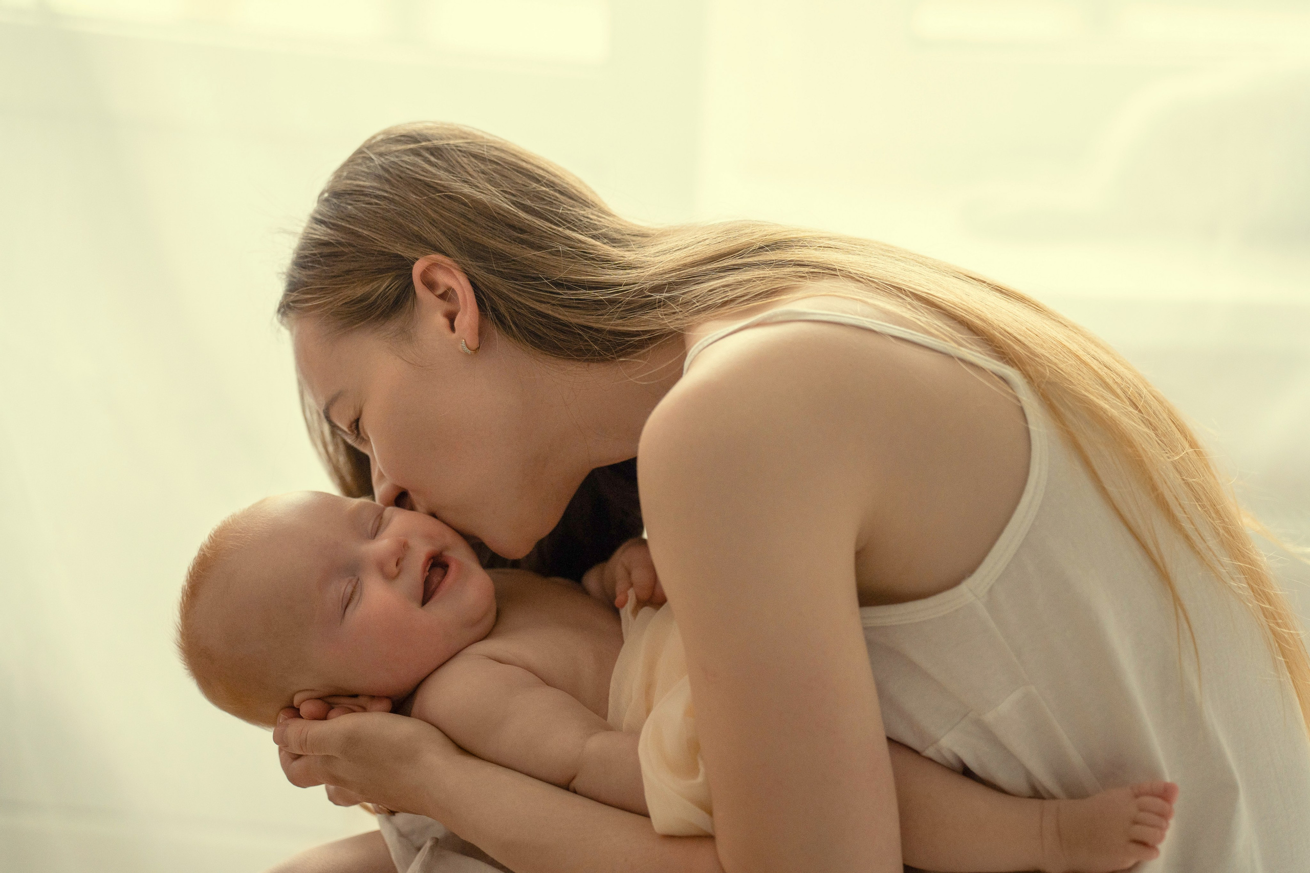 Фотосессия малышей до года дома