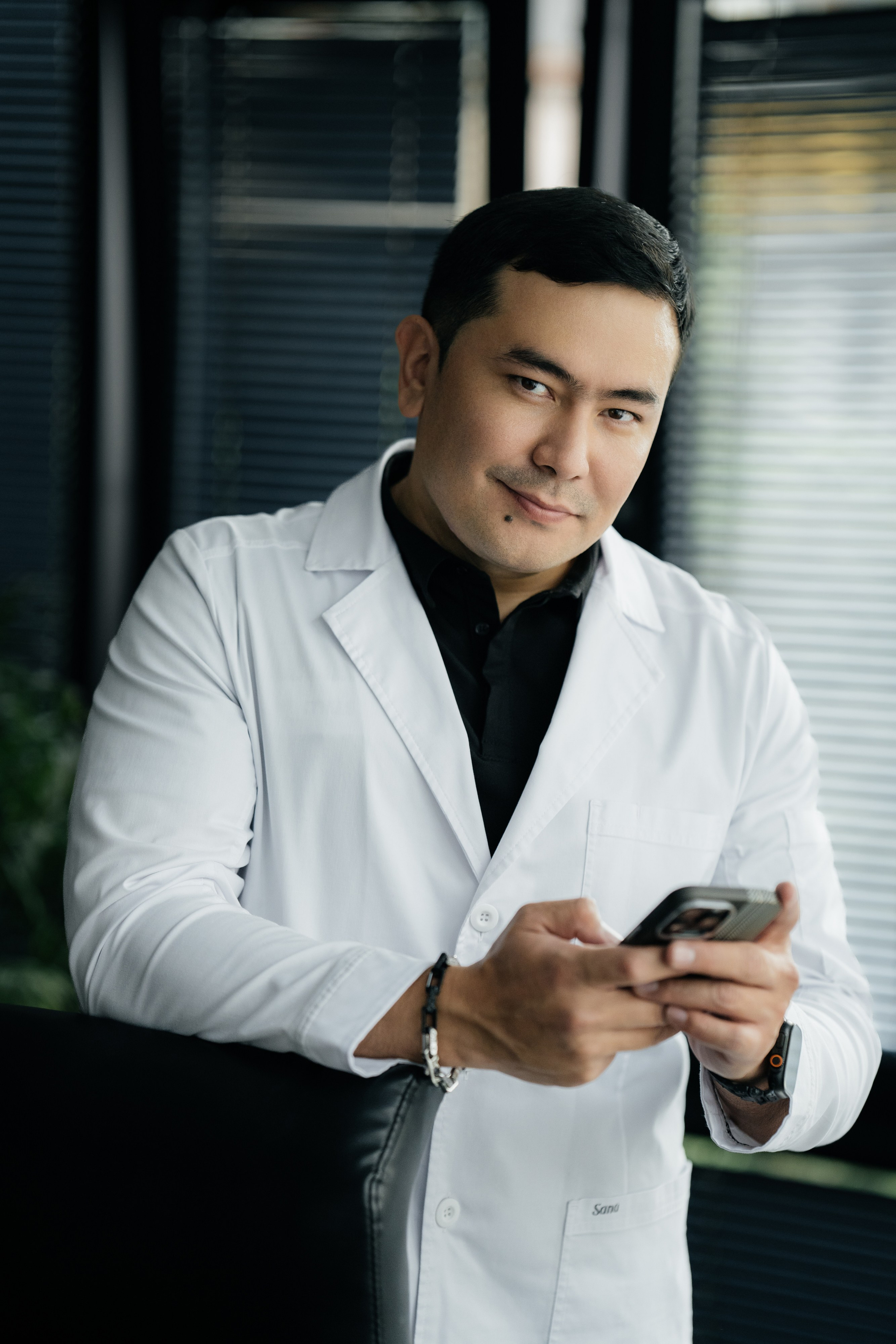 Бизнес портреты. Свадебный фотограф алматы Шожебаев Кайрат