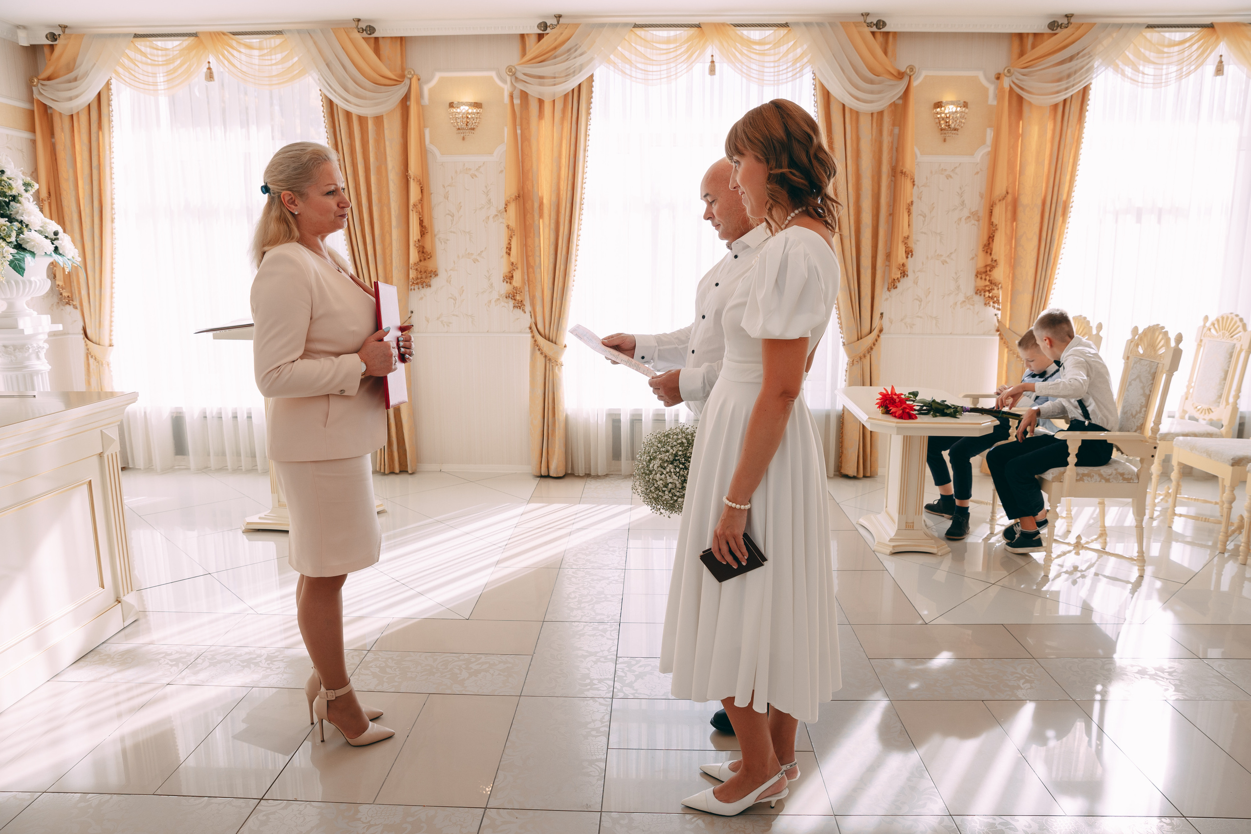 Саша и Аня, Сестрорецкий ЗАГС. Семейный фотограф в Санкт-Петербурге Алиса Мохова