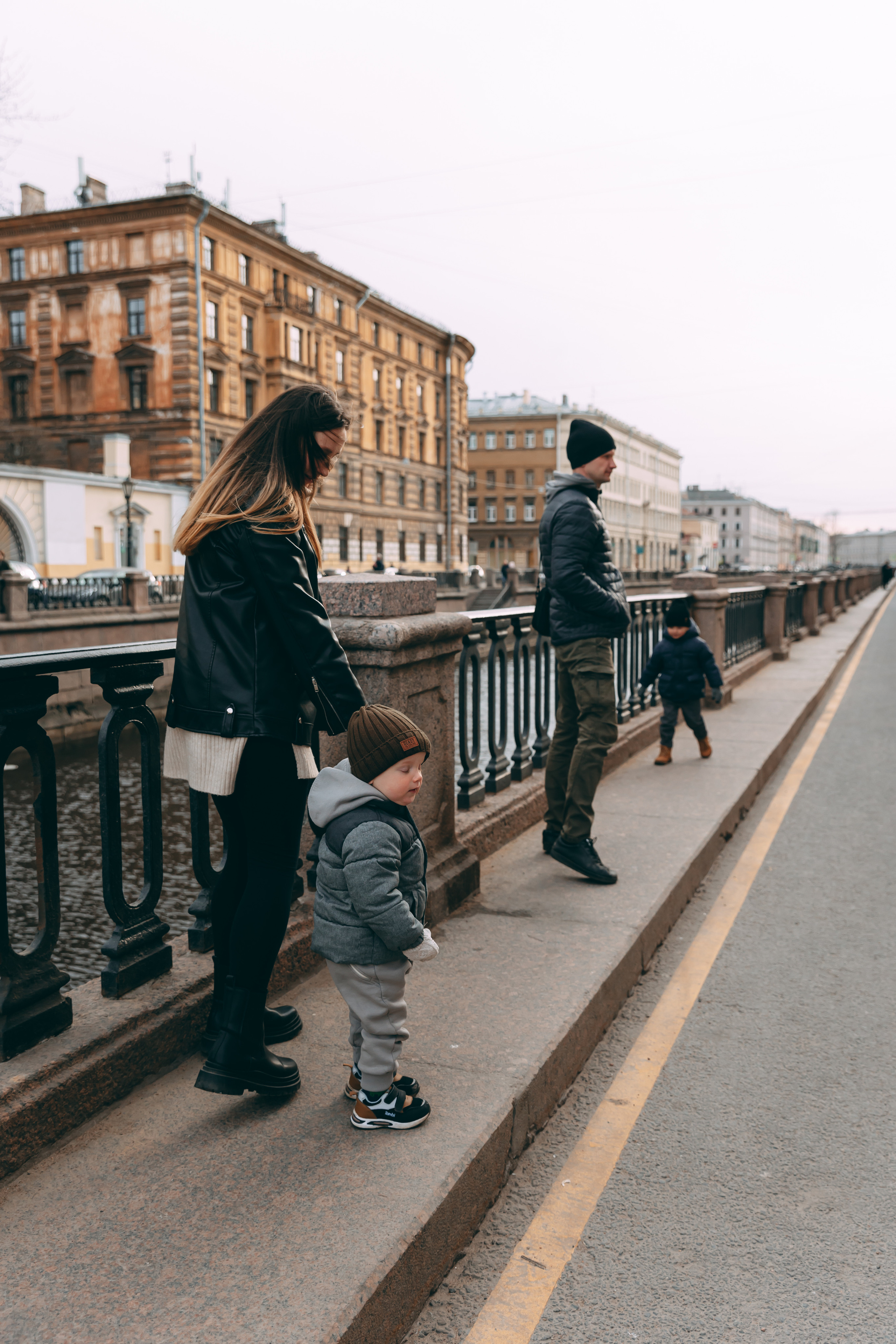 Катя и мальчики, Грифоны. Семейный фотограф в Санкт-Петербурге Алиса Мохова