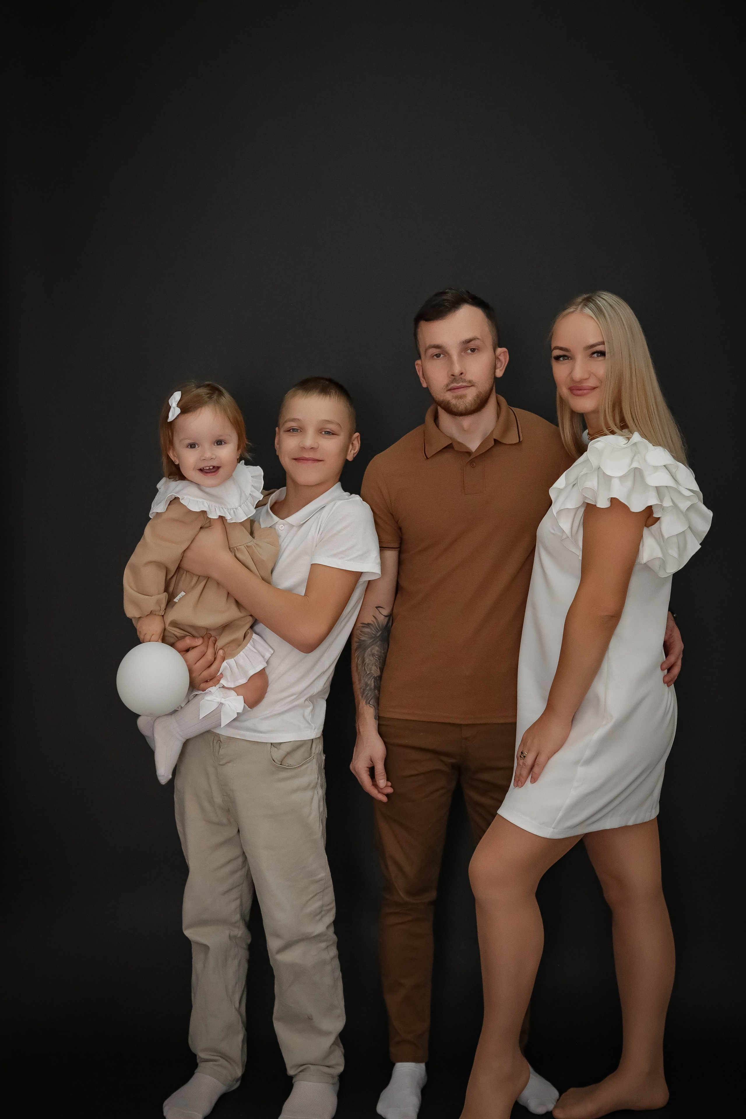 2 годика Алексине. Фотограф г. Хабаровск. Семейные и индивидуальные съёмки