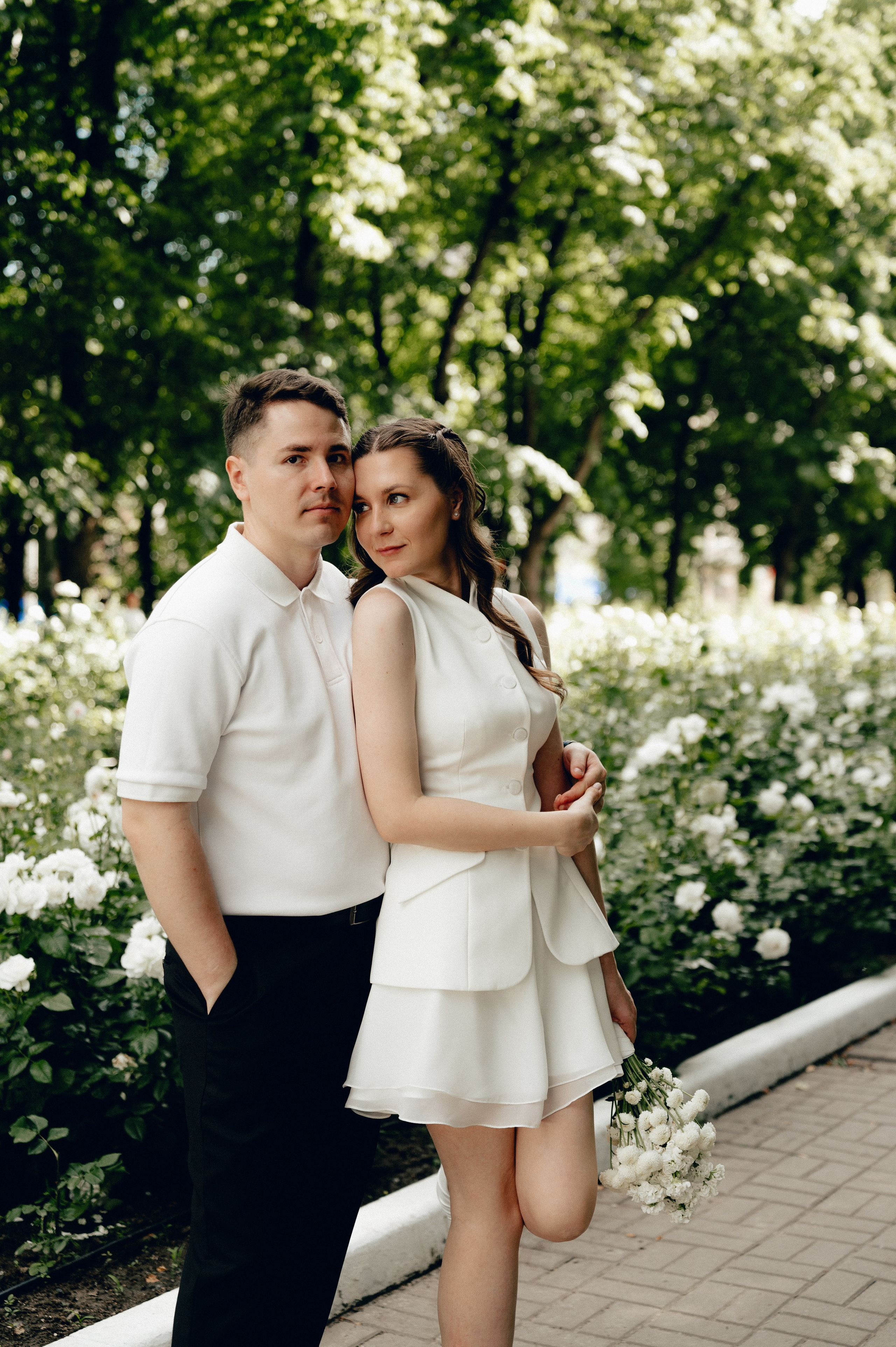 Свадебная прогулка по улочкам города. Фотограф Алена Банько