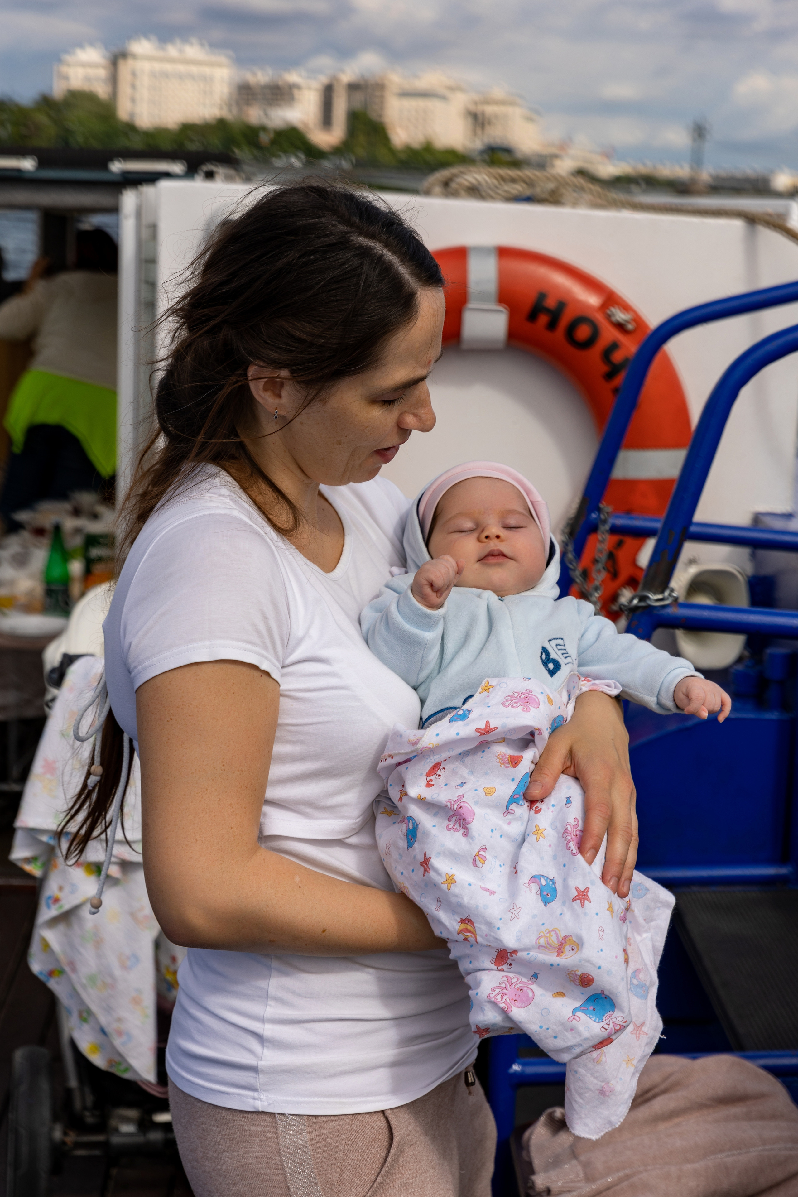 Летний корпоратив на кораблике. Фотограф в Санкт-Петербурге Закута Ольга