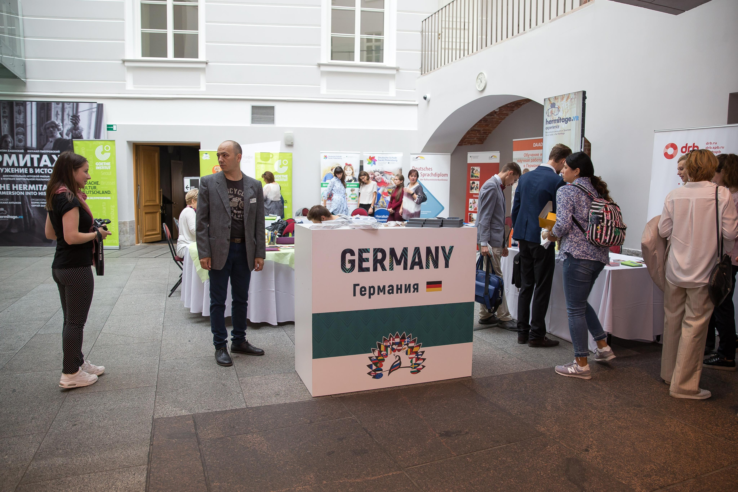 Выставка в главном штабе. Фотограф в Санкт-Петербурге Закута Ольга