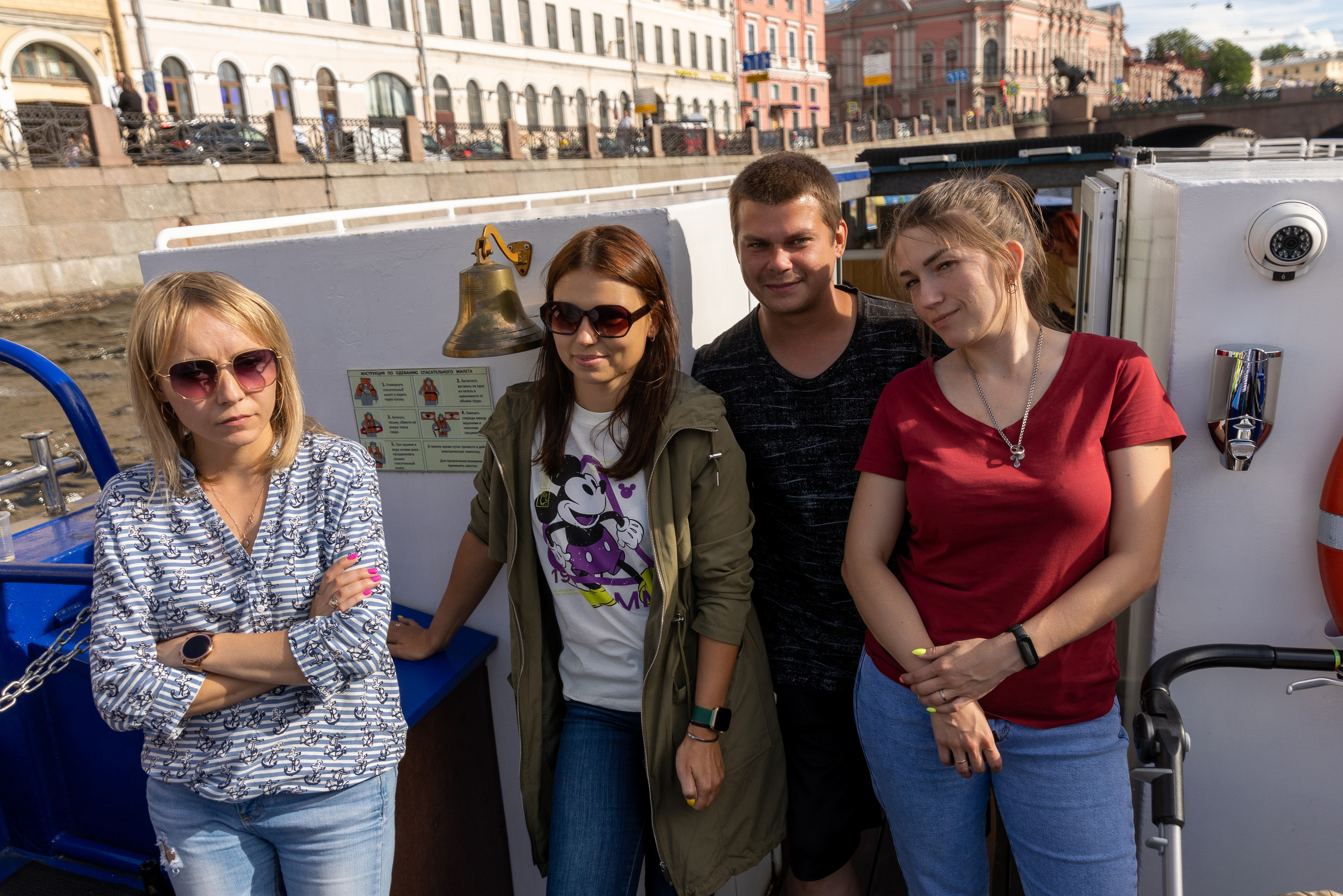 Летний корпоратив на кораблике. Фотограф в Санкт-Петербурге Закута Ольга