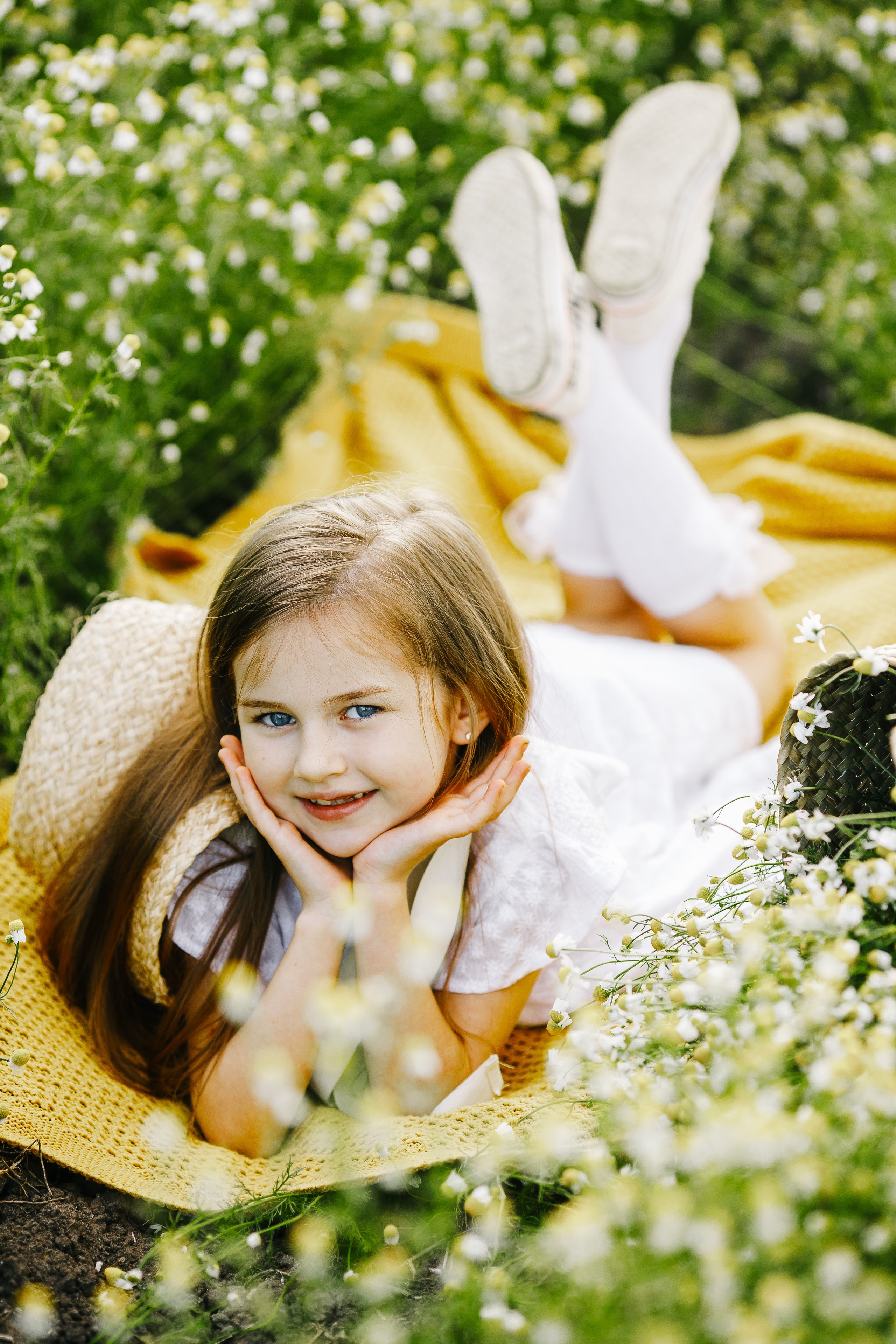 Фотосессии детские и женские в полях. Семейный и детский фотограф в Пскове и Санкт-Петербурге Яна Калинина