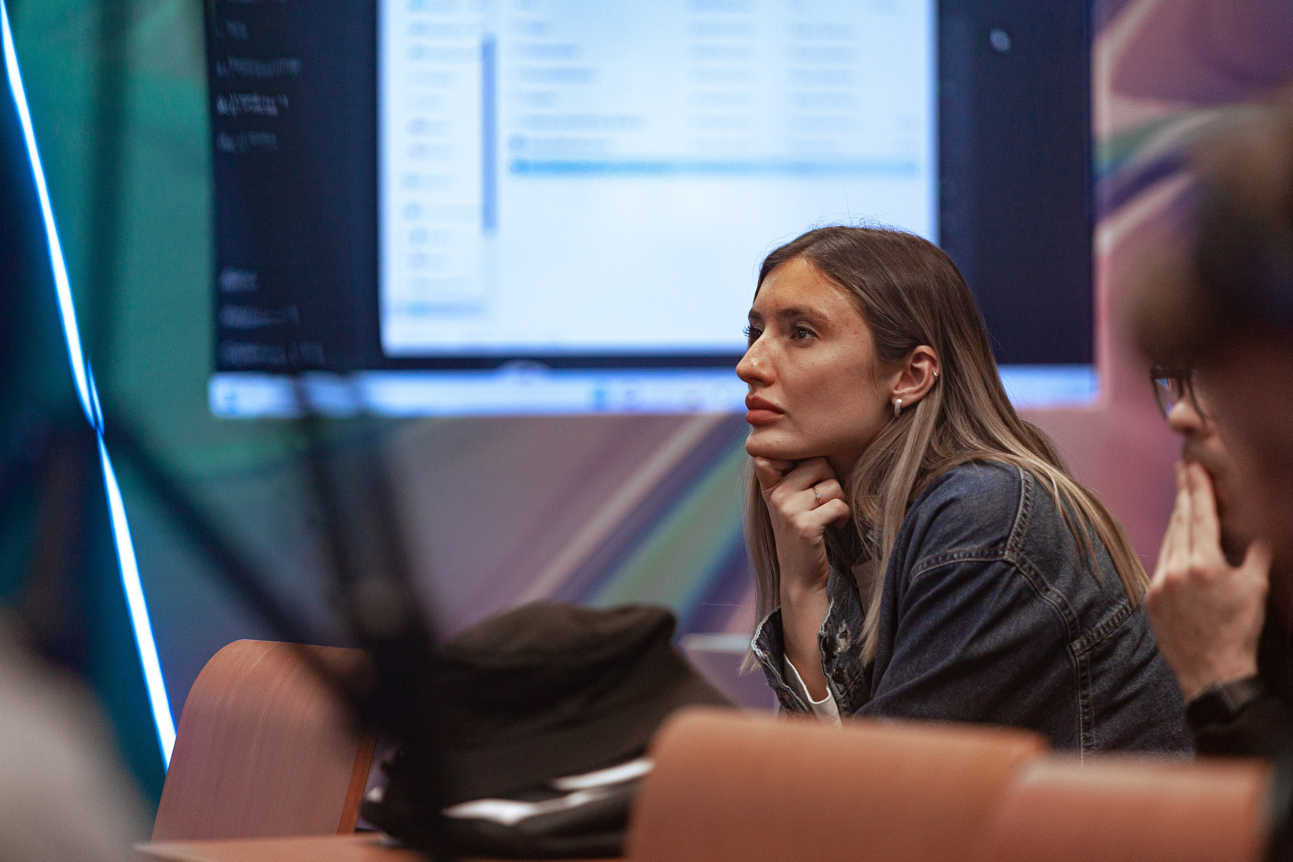 Фотограф на мероприятие в Нижнем Новгороде. Репортажный фотограф в Нижнем Новгороде. Фотограф на юбилей. Фотограф на день рождения. Фотограф конференций в Нижнем Новгороде. Спортивный фотограф в Нижнем Новгороде.