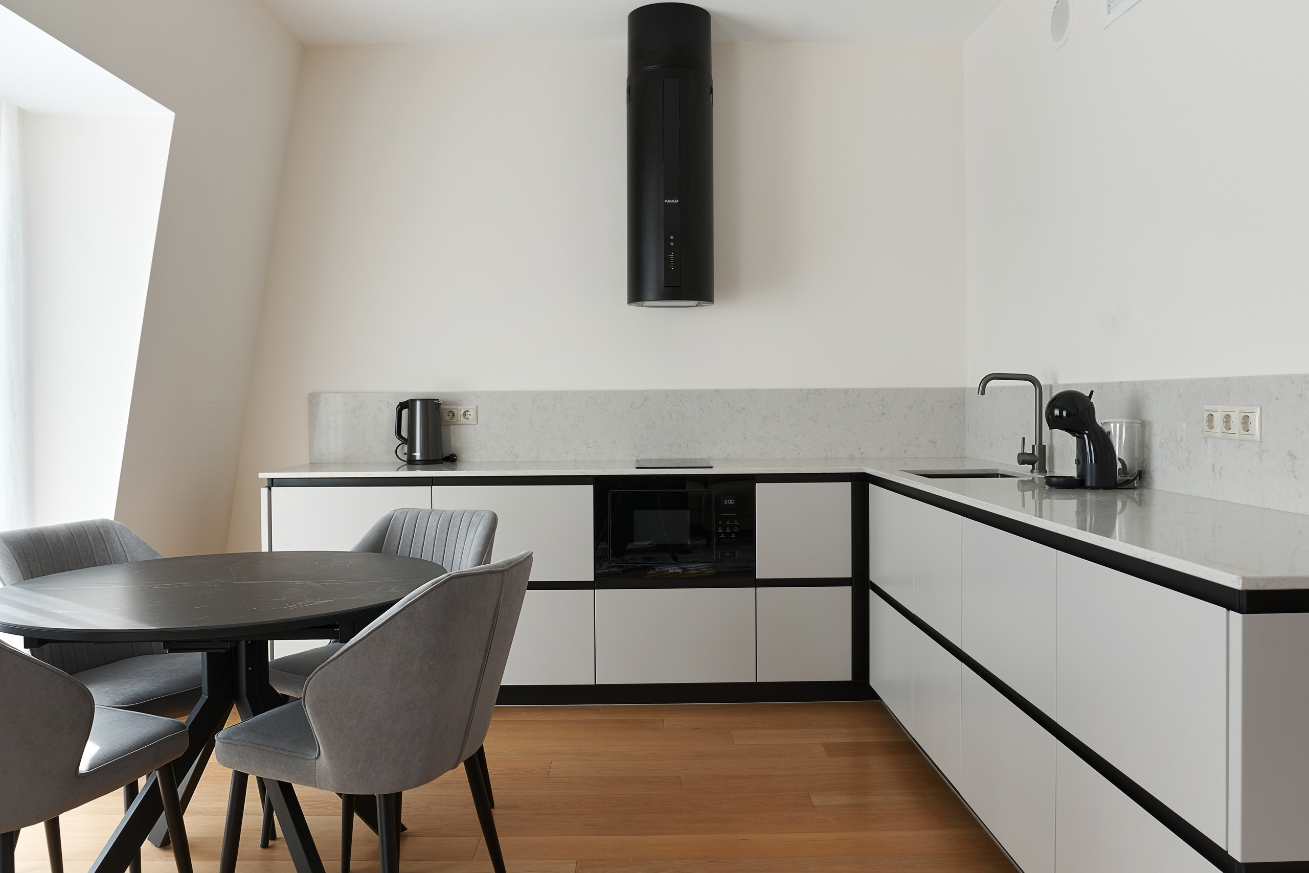 Фотограф апартаментов в Анапе. Профессиональный фотограф в Анапе Артем Ковальский