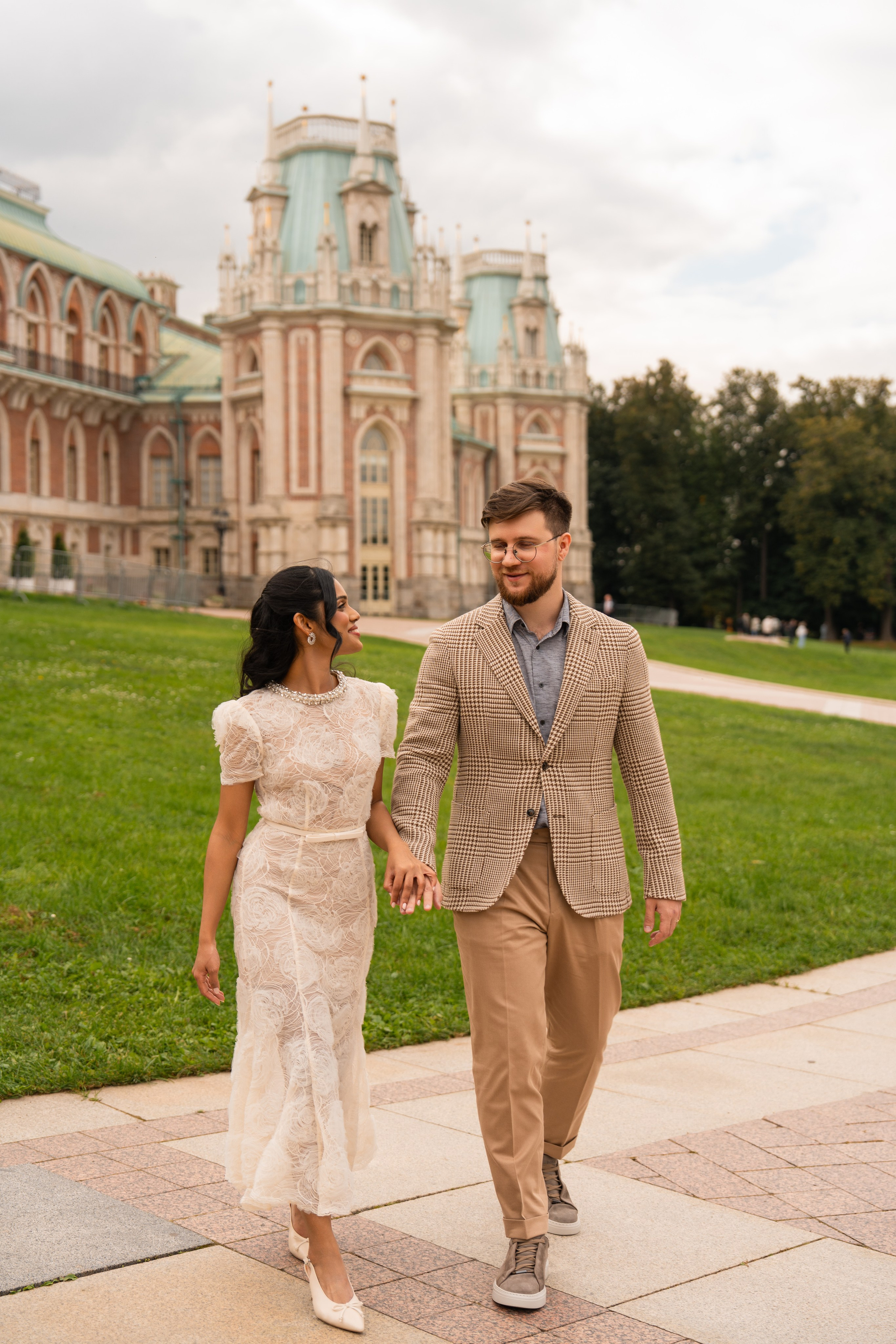 Максим и Харша, Царицыно. Свадебный фотограф в Москве Анна Полушина