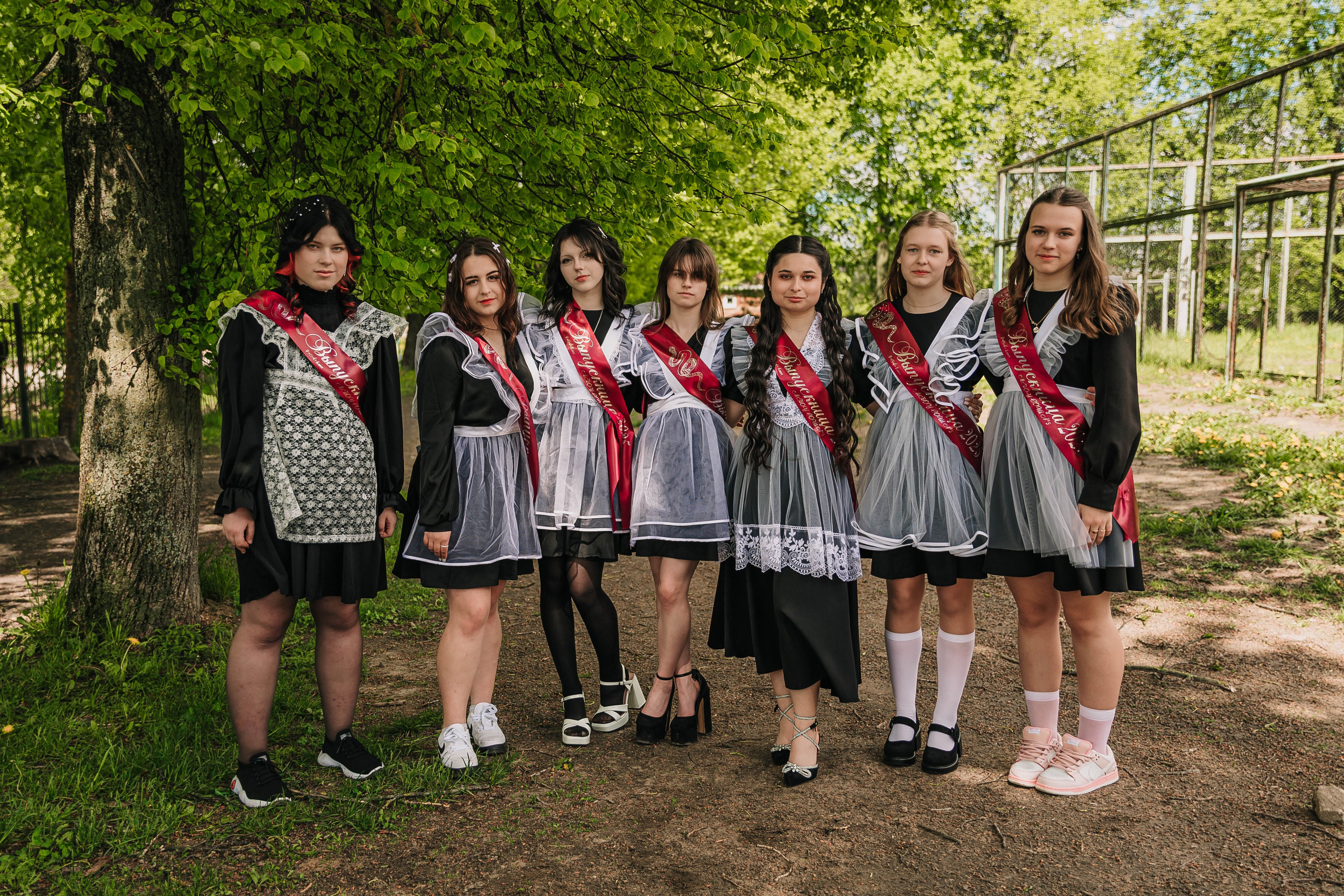 Последний звонок 9А класс МБОУ СОШ № 5 им. В. В. Смирнова, г. Невель. Фотограф Дарья Маташкова