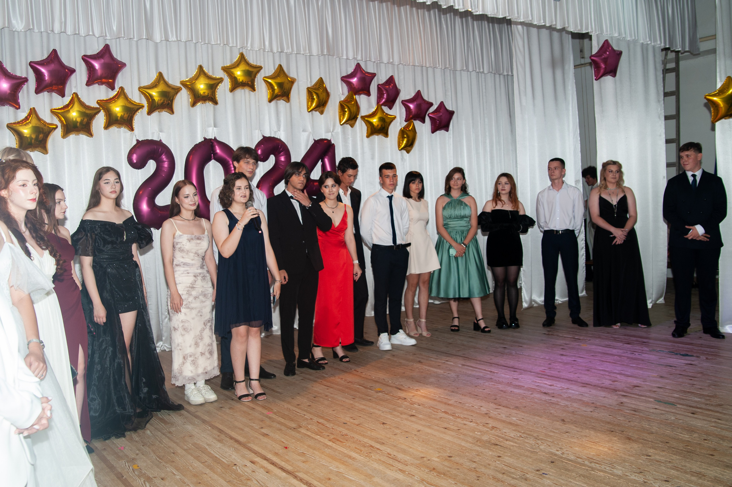 Выпускной МАОУ СОШ № 17 им. Эдуарда Есаяна. Свадебный и семейный фотограф Денис Лукьянов в Краснодаре, Краснодарском крае и Республике Крым