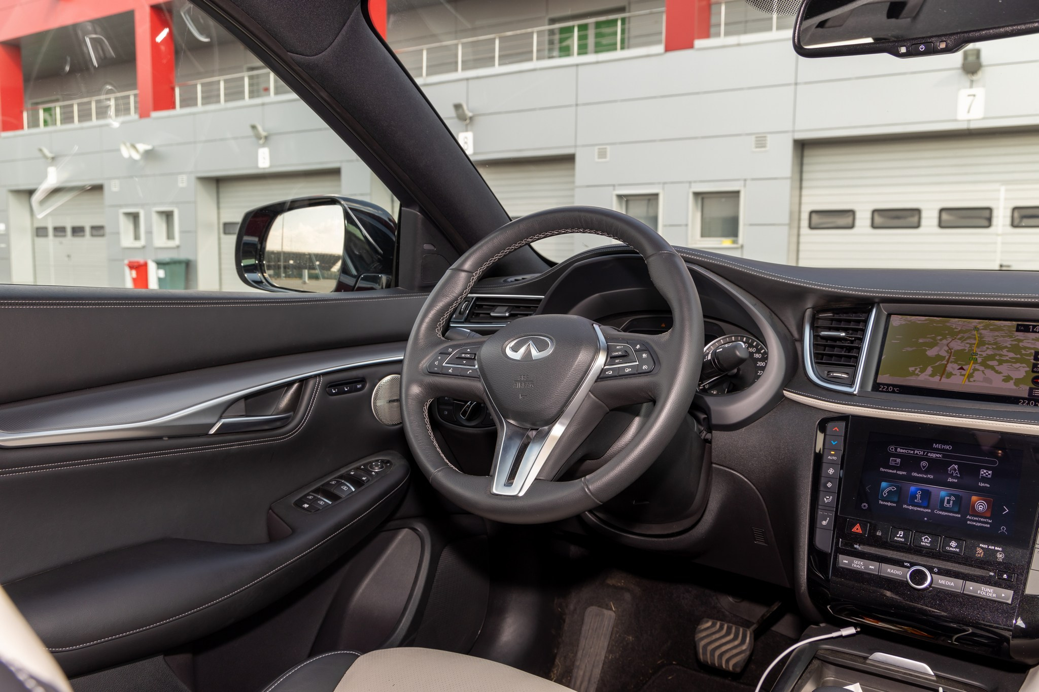 Infiniti QX55. Репортажный, семейный и студийный фотограф в Москве Демин Алексей