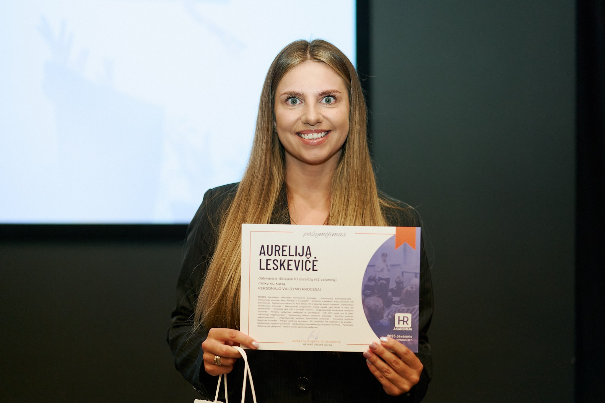 HR Hint Online. Photographer in Vilnius