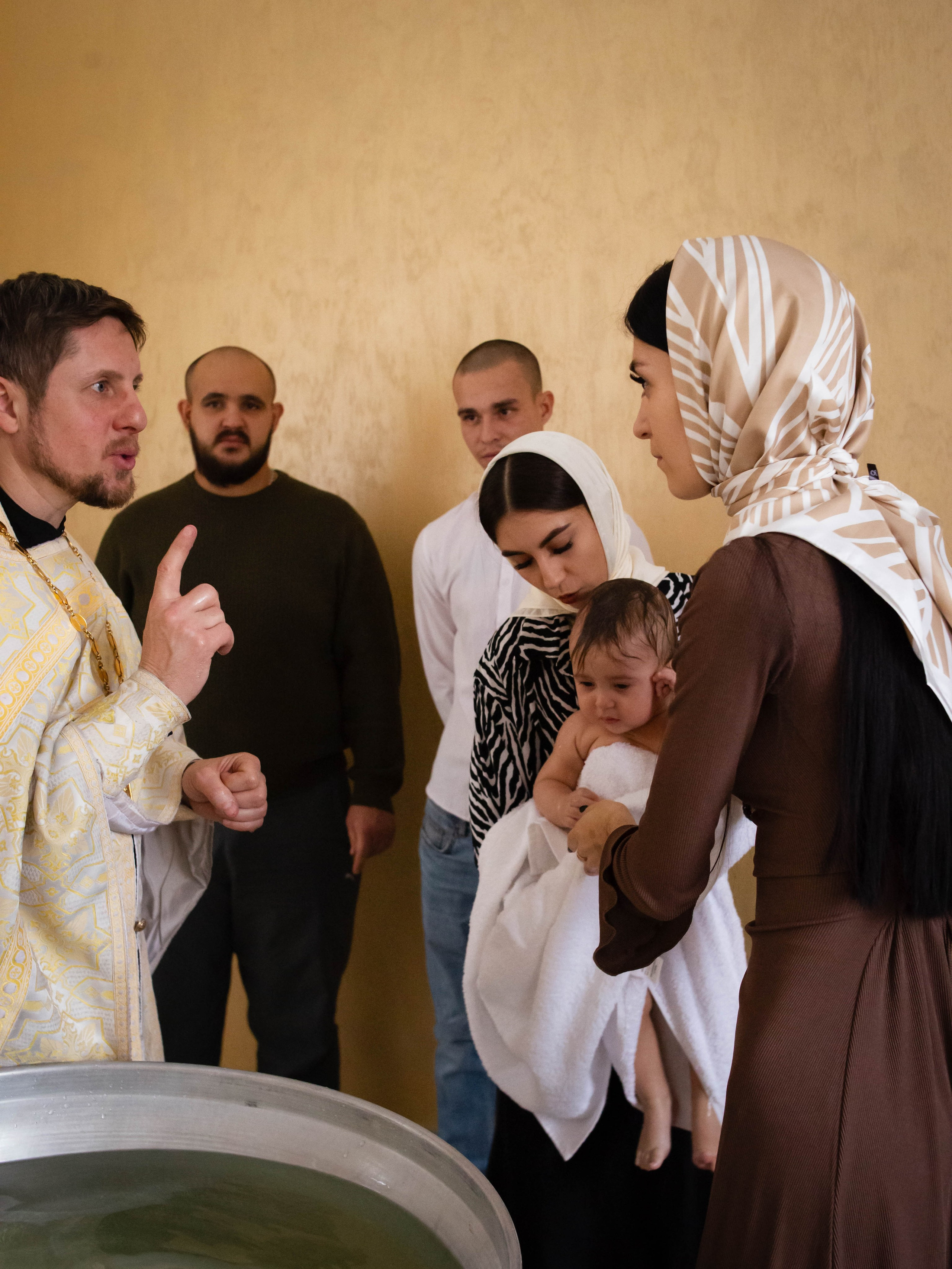 Крещение Эмира. Семейный фотограф Софи Симакова в Волгограде и Волжском